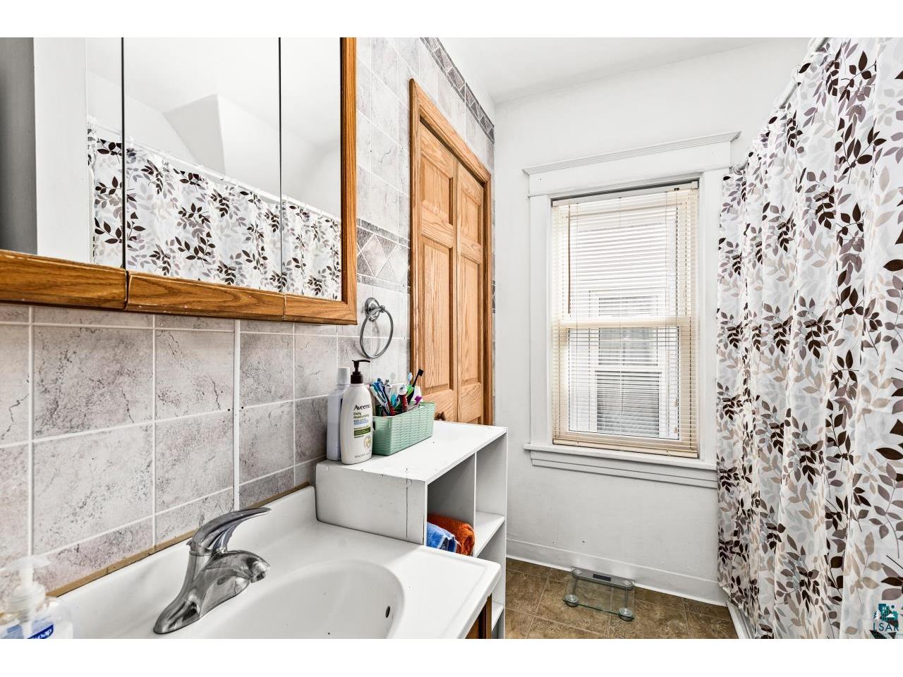 822 E 7th St Duluth MN 55805 6125173 image14