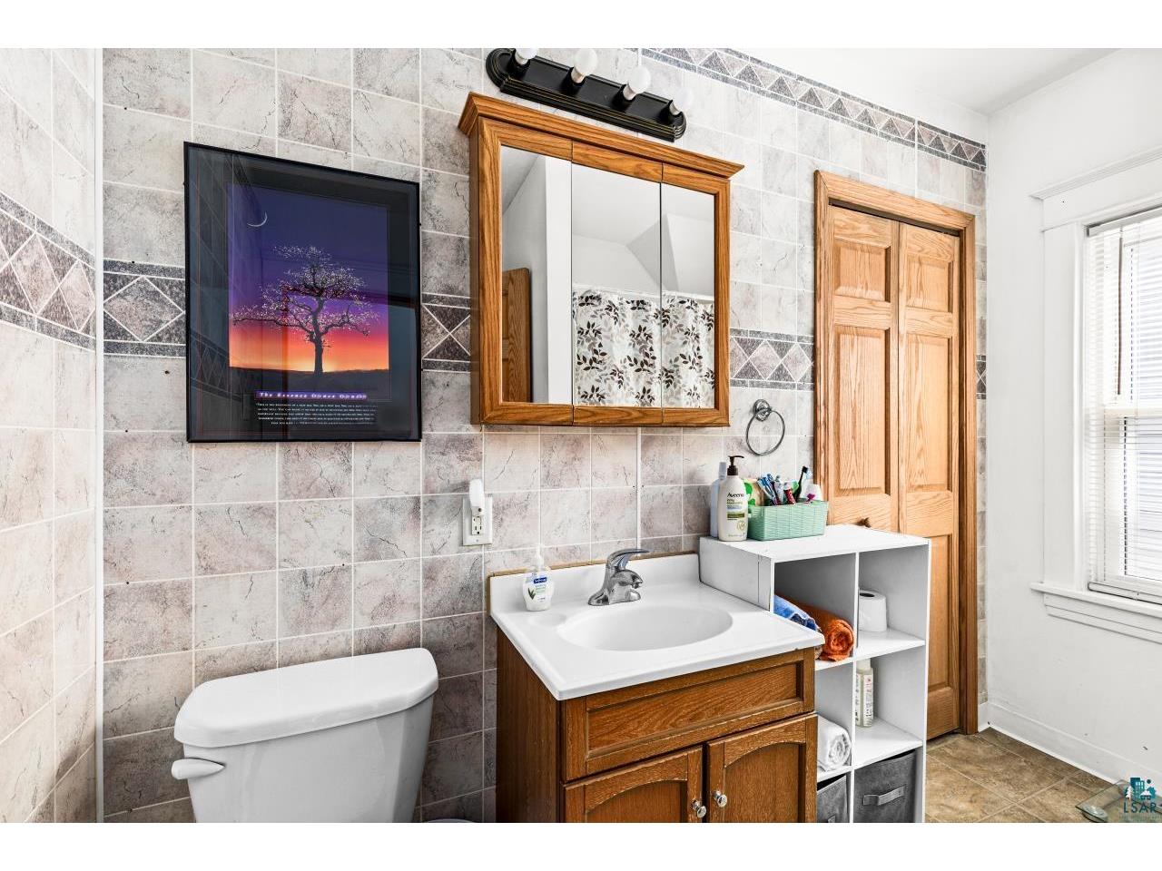 822 E 7th St Duluth MN 55805 6125173 image39