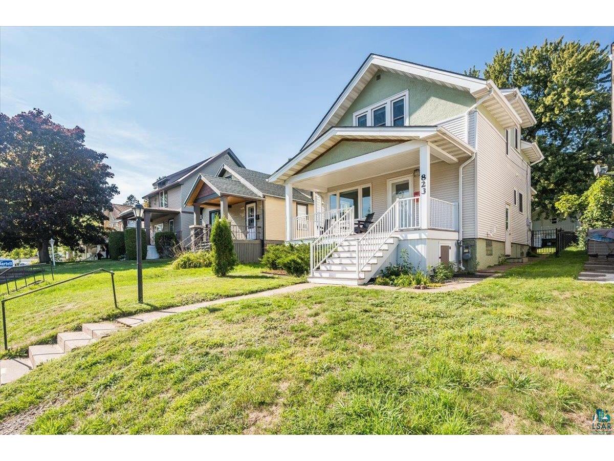 823 E 9th St Duluth MN 55805 6110653 image1