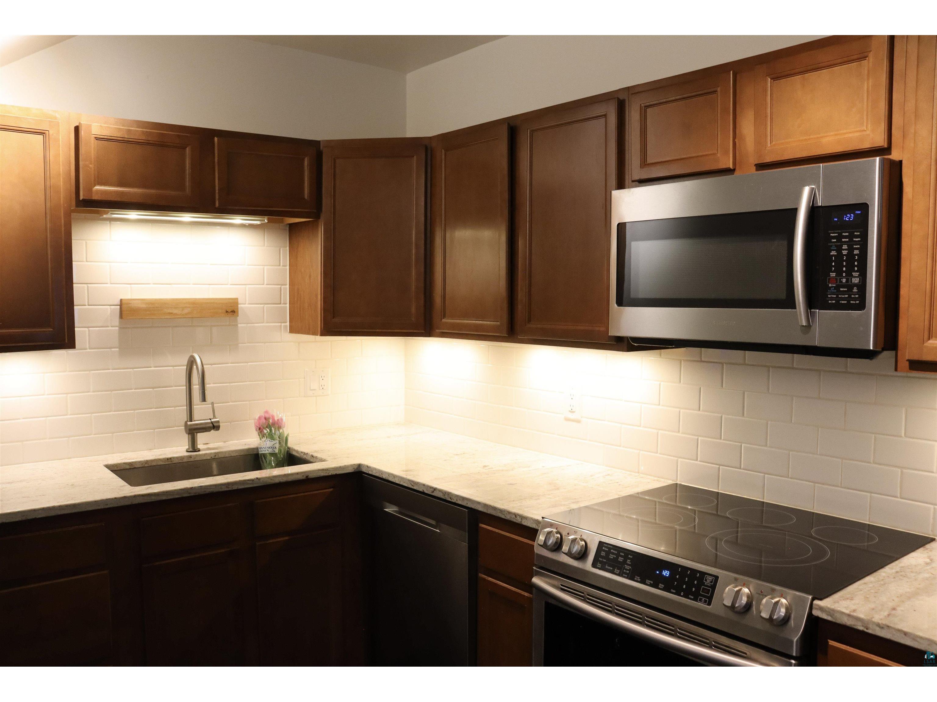823 N 57th Ave W Duluth MN 55807 6125017 image30