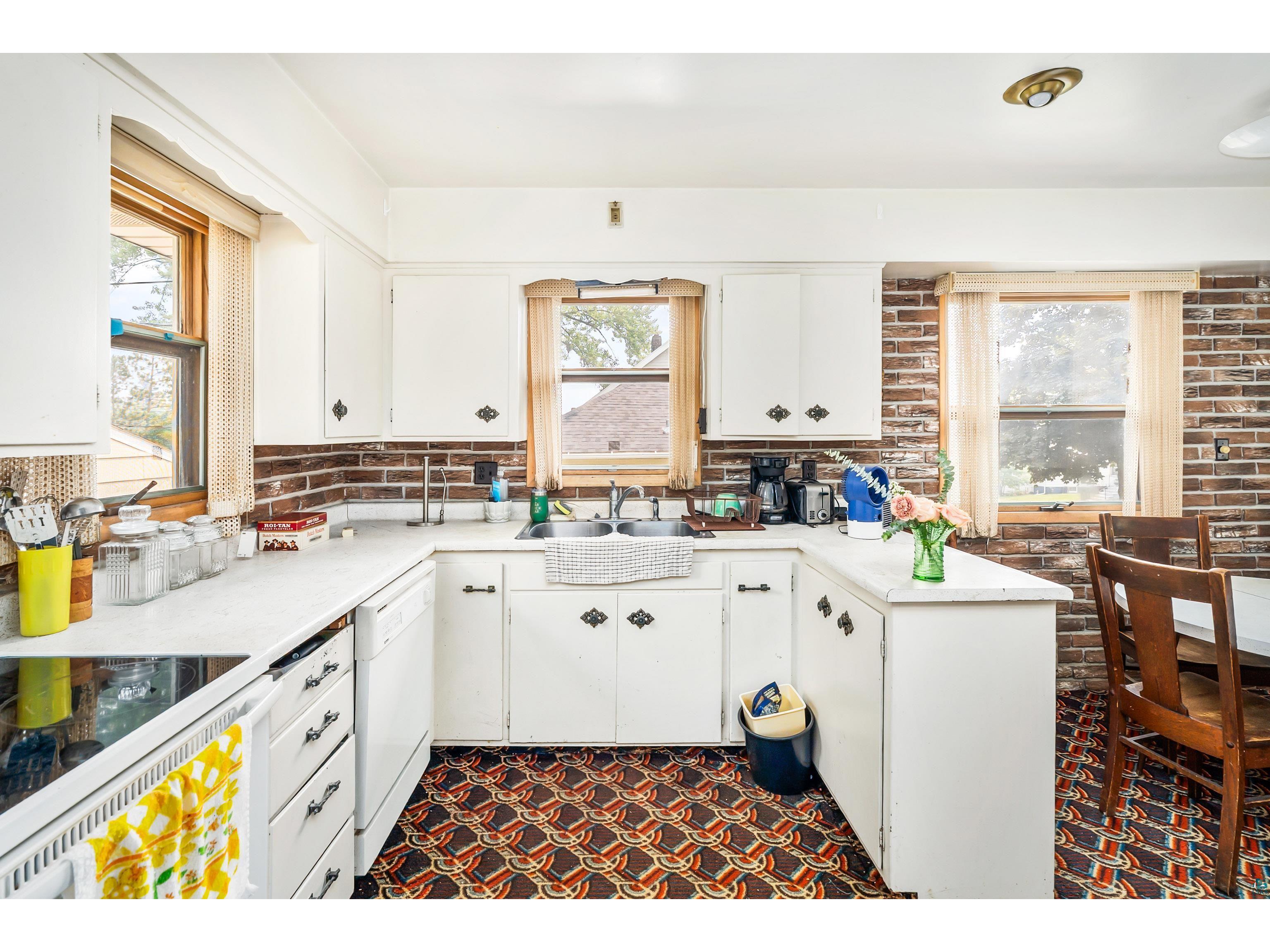 832 N 43rd Ave W Duluth MN 55807 6126797 image14