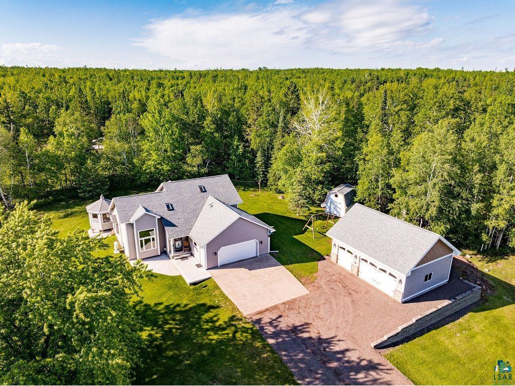 835 Larsmont Rd Two Harbors MN 55616 6114351 image1