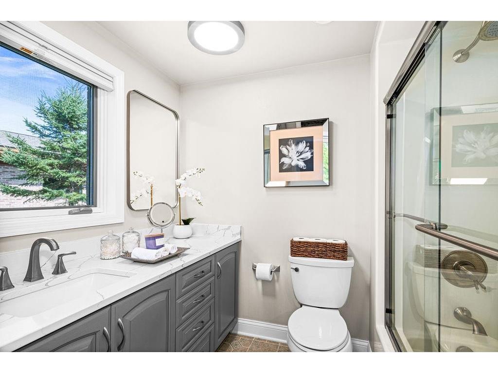 8353 Congdon Blvd Duluth MN 55804 - Lake Superior 6123487 image28