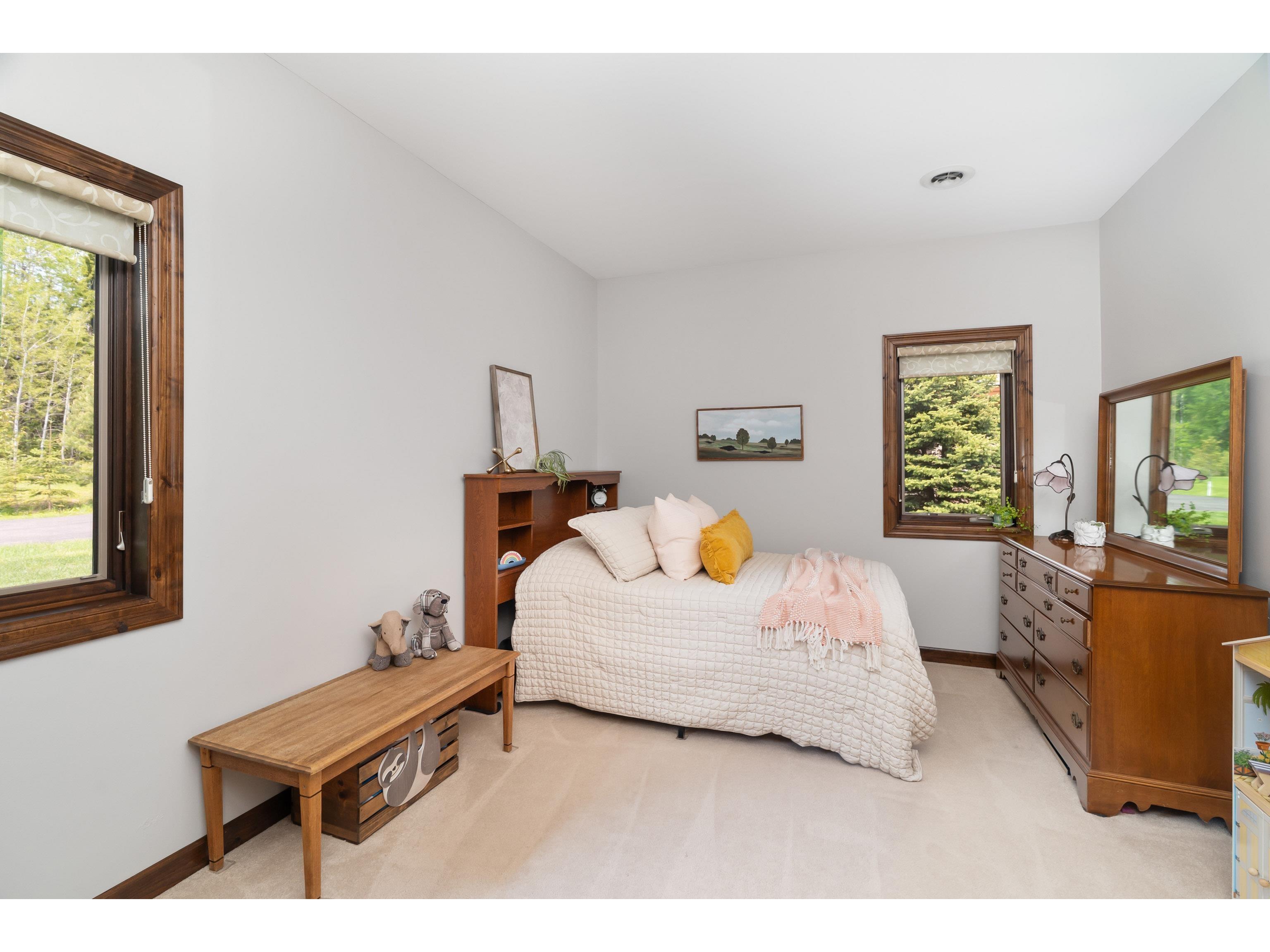 8357 Congdon Blvd Duluth MN 55804 - Lake Superior 6119878 image34