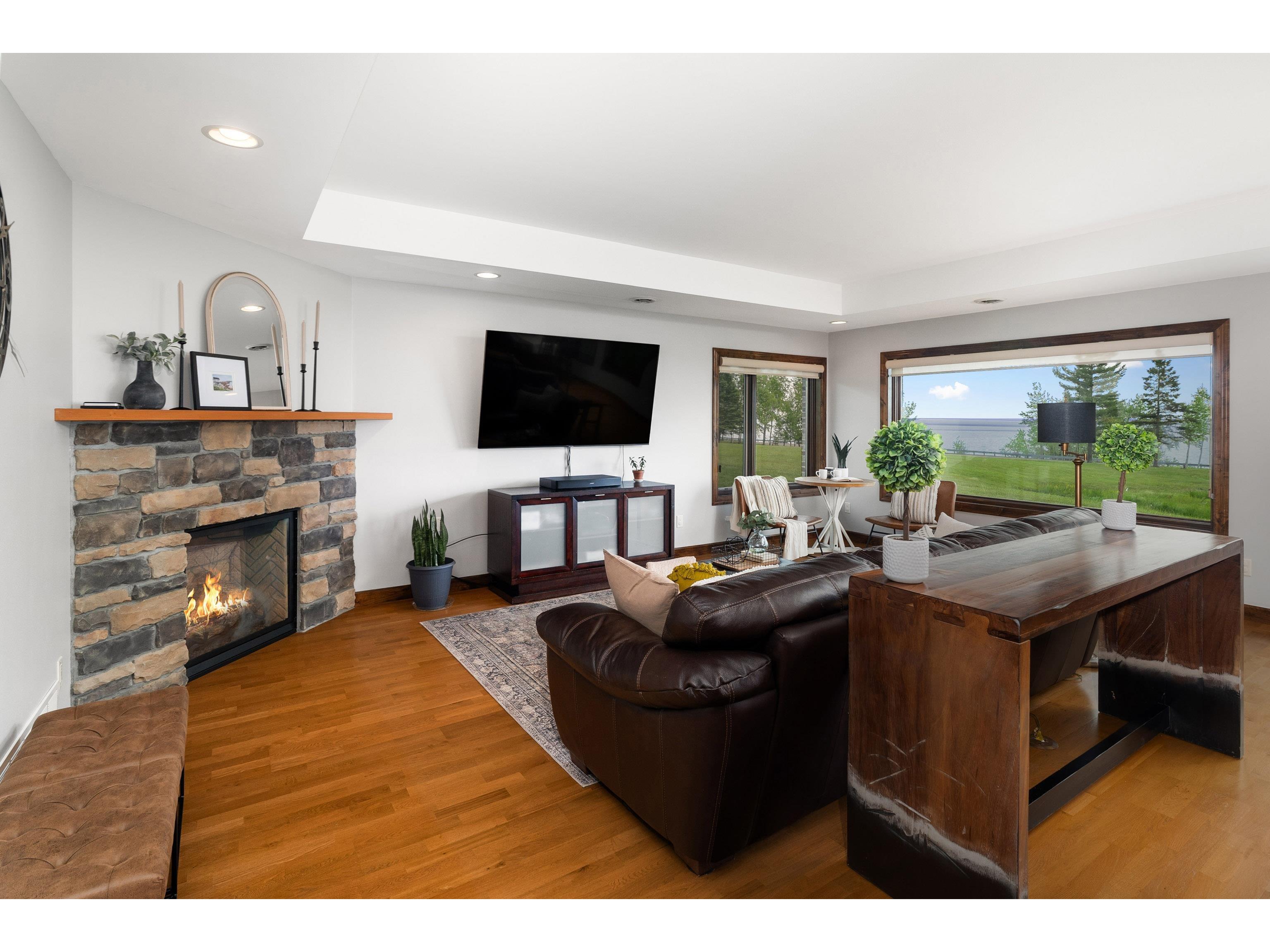 8357 Congdon Blvd Duluth MN 55804 - Lake Superior 6119878 image5