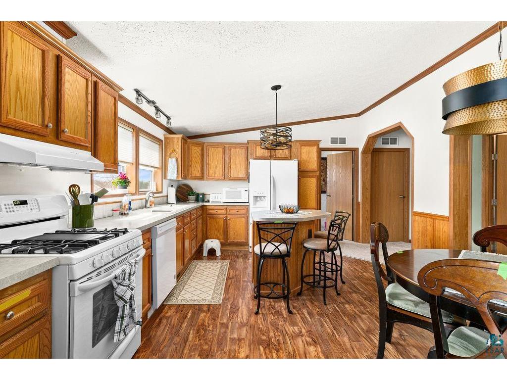 84 Arbutus Dr Duluth MN 55810 6125482 image10