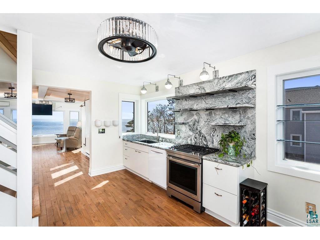 840 Lake Ave S Duluth MN 55802 - Lake Superior 6125143 image35