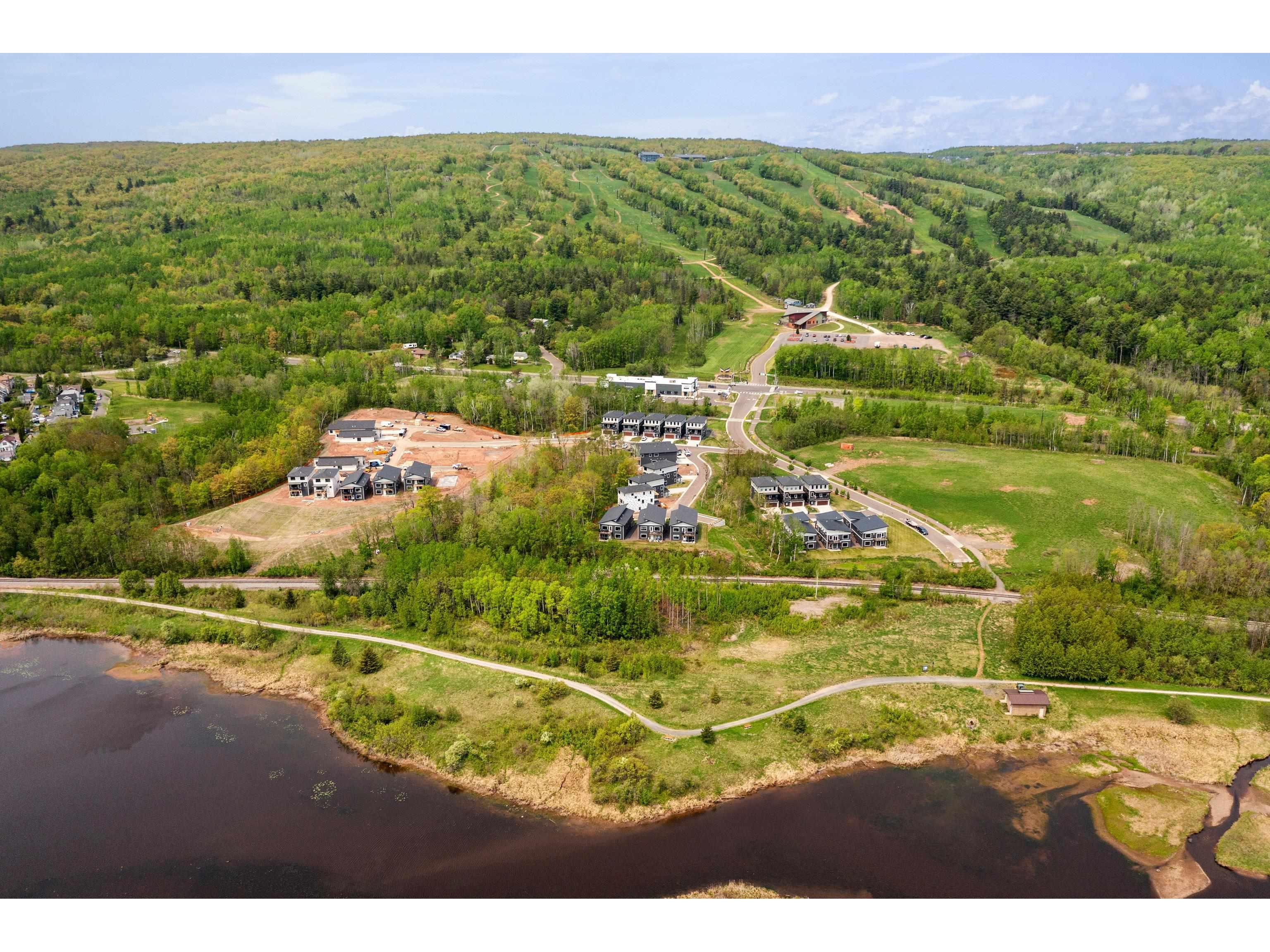 8408 Potters Place Duluth MN 55807 6122117 image1