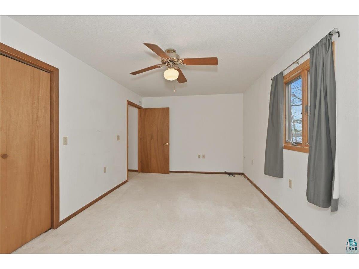 8515 S County Rd P Lake Nebagamon WI 54849 - Minnesuing 6125008 image10