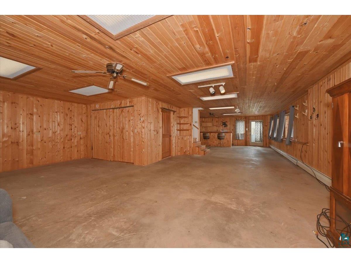 8515 S County Rd P Lake Nebagamon WI 54849 - Minnesuing 6125008 image13