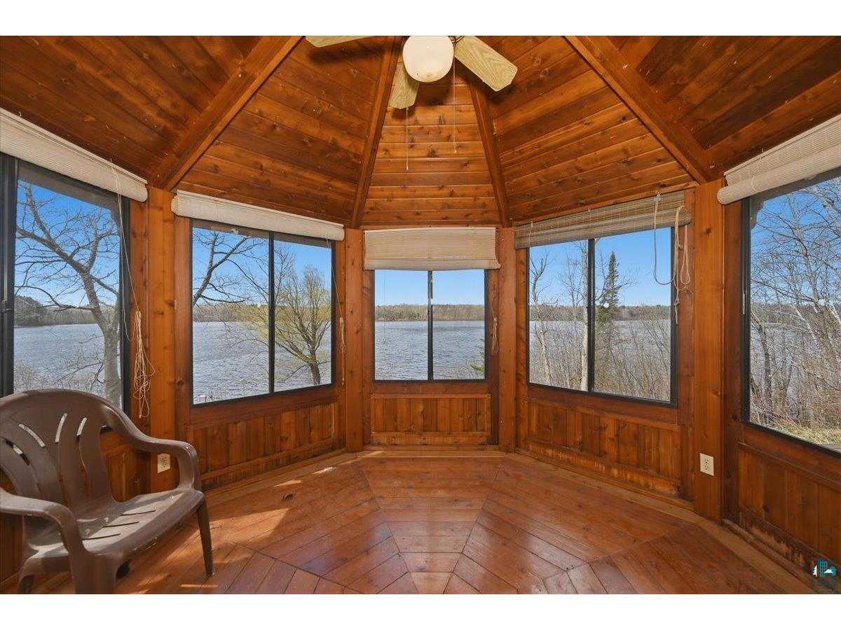 8515 S County Rd P Lake Nebagamon WI 54849 - Minnesuing 6125008 image21