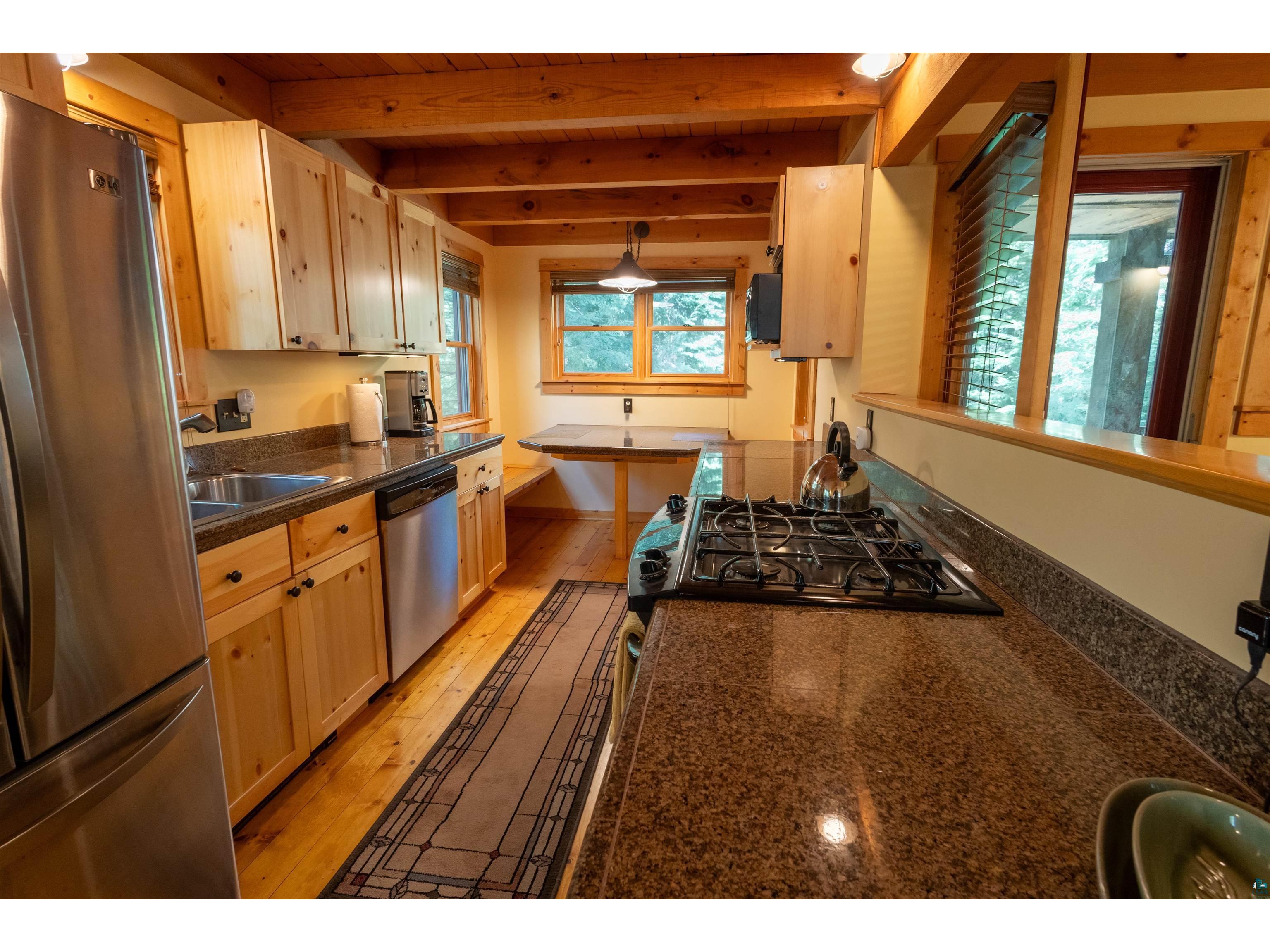 87570 Tucker Rd Bayfield WI 54814 - Lake Superior 6125715 image8