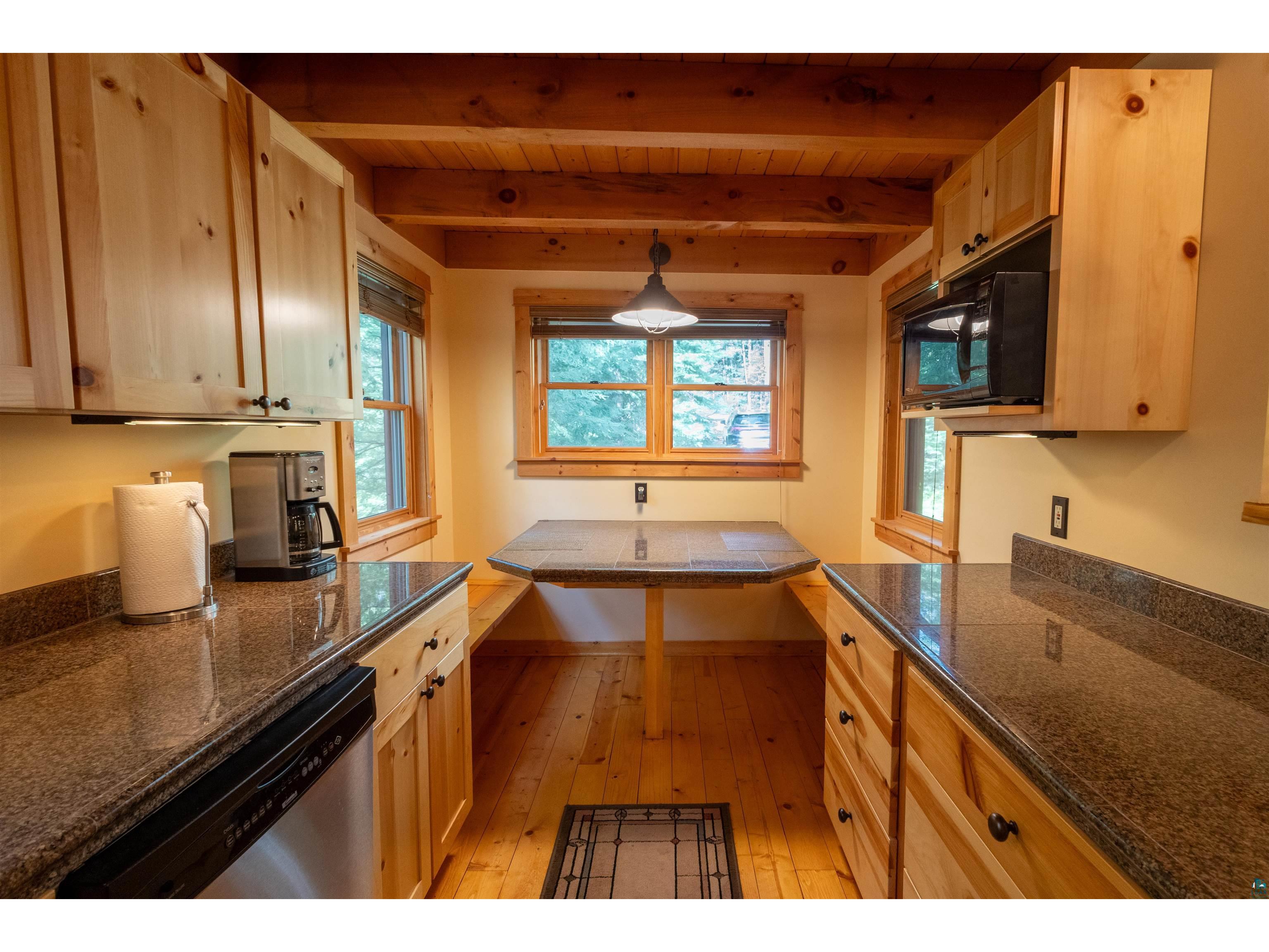 87570 Tucker Rd Bayfield WI 54814 - Lake Superior 6125715 image9