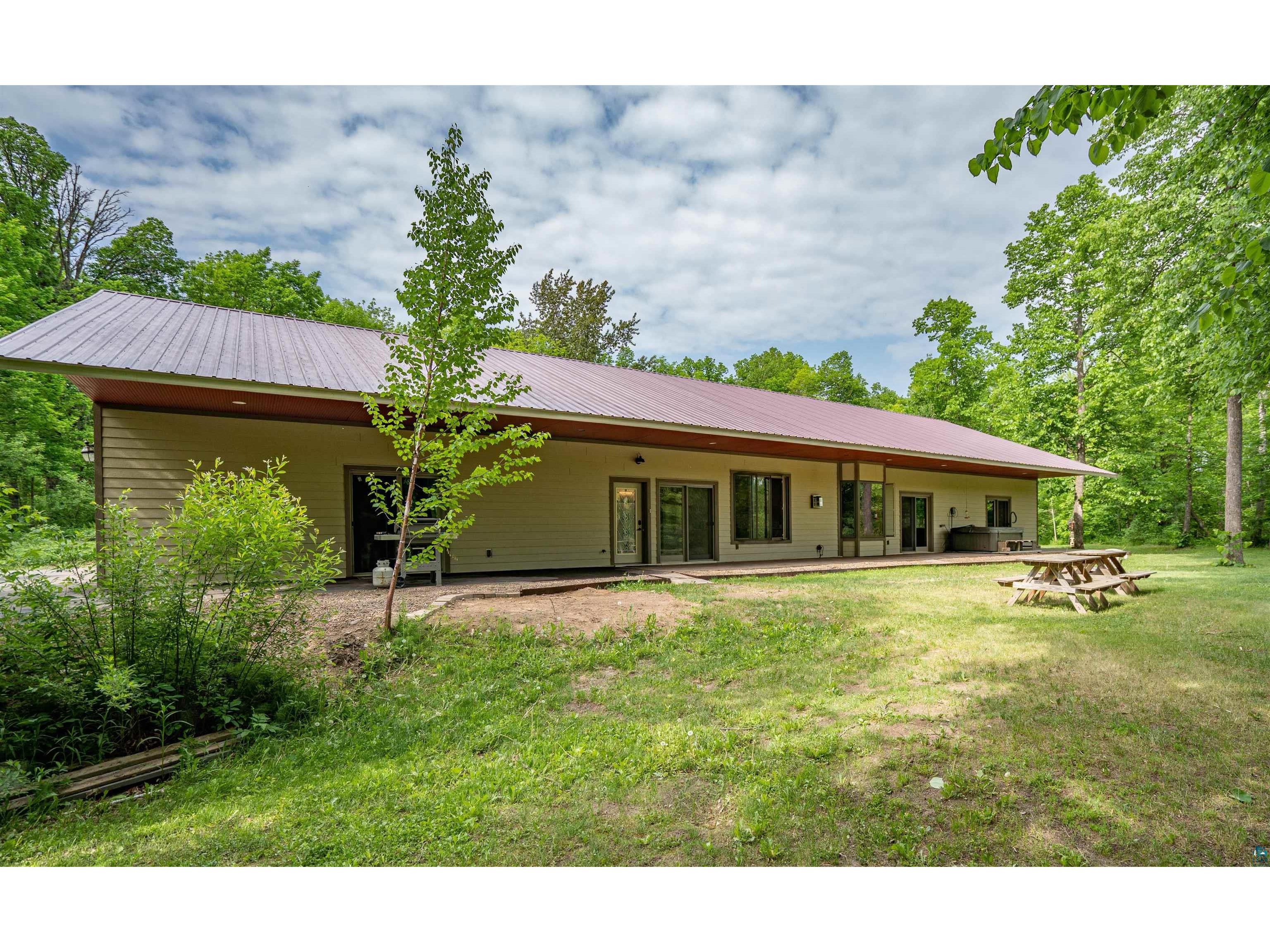 8828 1st St N Brookston MN 55711 - St Louis River 6112283 image1