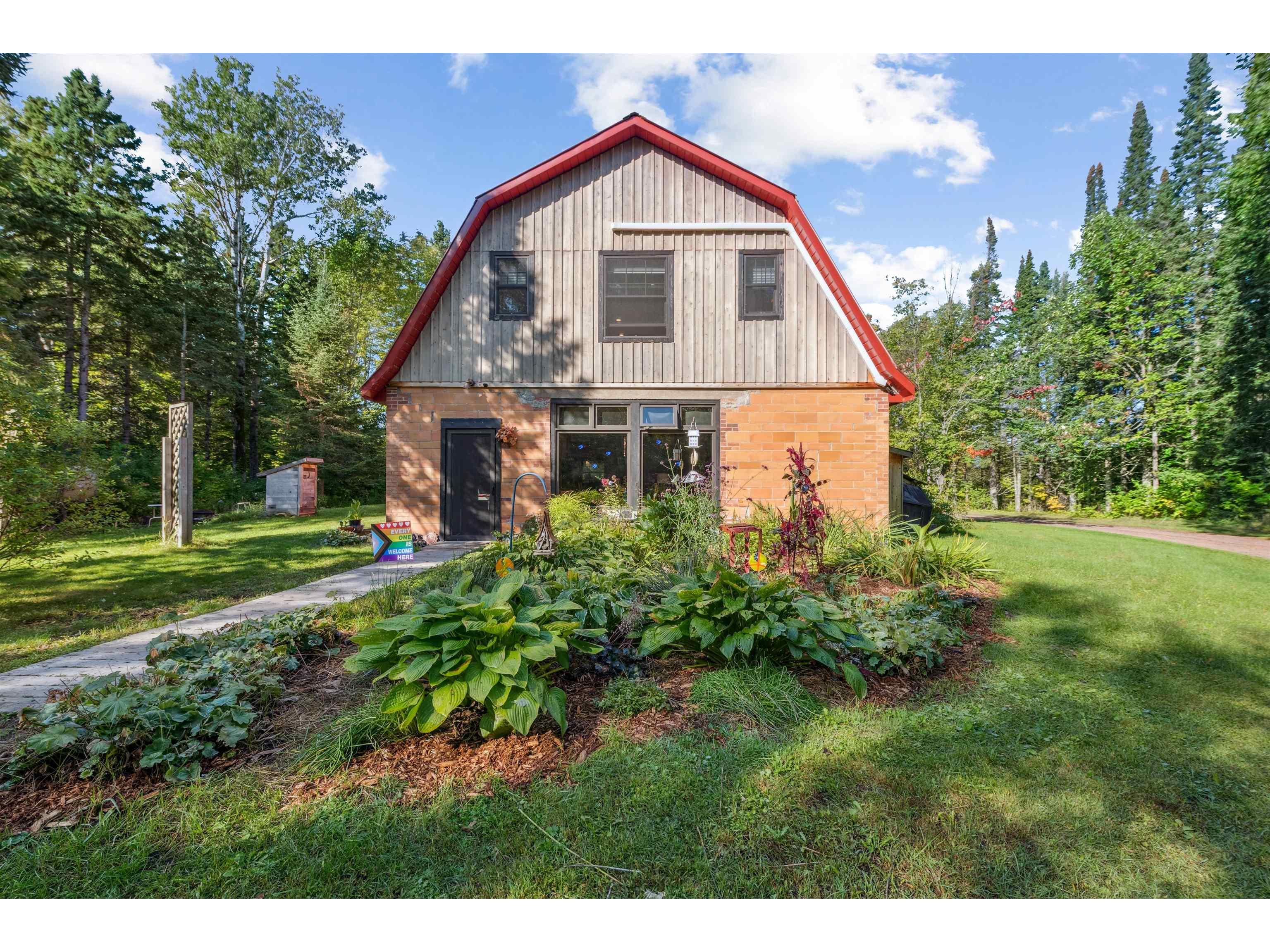 88655 Erie St Cornucopia WI 54827 6122122 image1