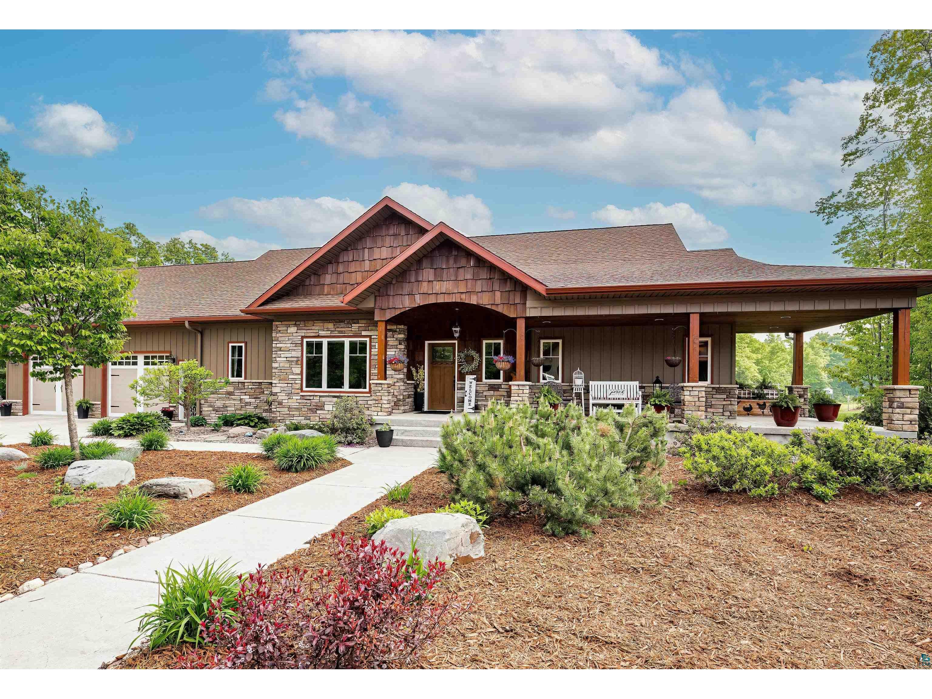 89 Jarvis Dr Esko MN 55733 - POND 6108581 image1