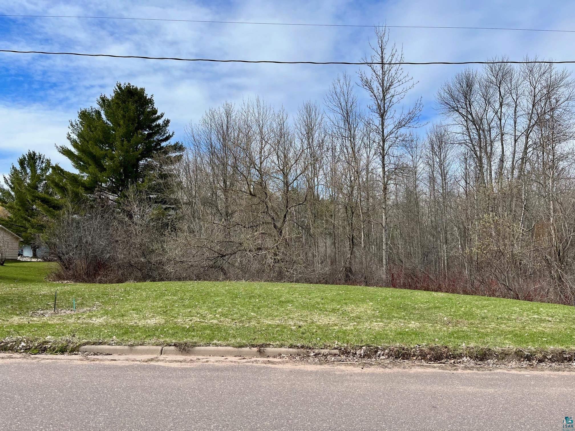 8xx W Bigelow St Washburn WI 54891 6108086 image1