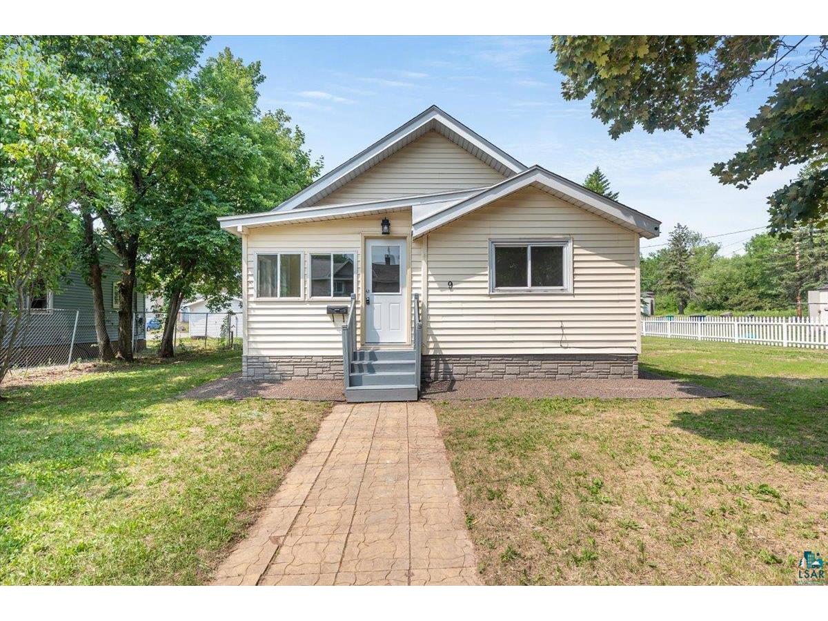 9 S 67th Ave W Duluth MN 55807 6109852 image1