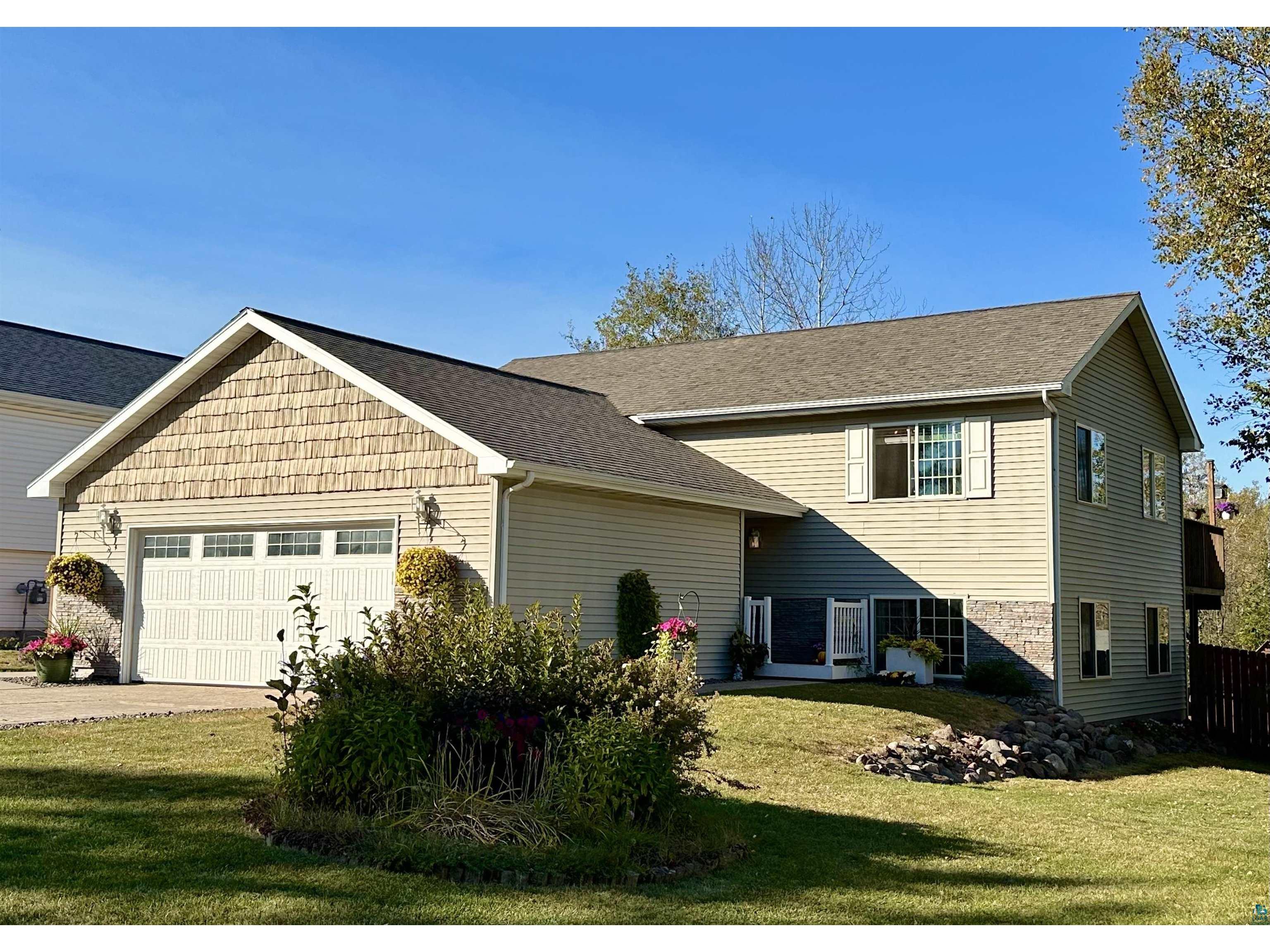 901 6th St Proctor MN 55810 6116356 image1