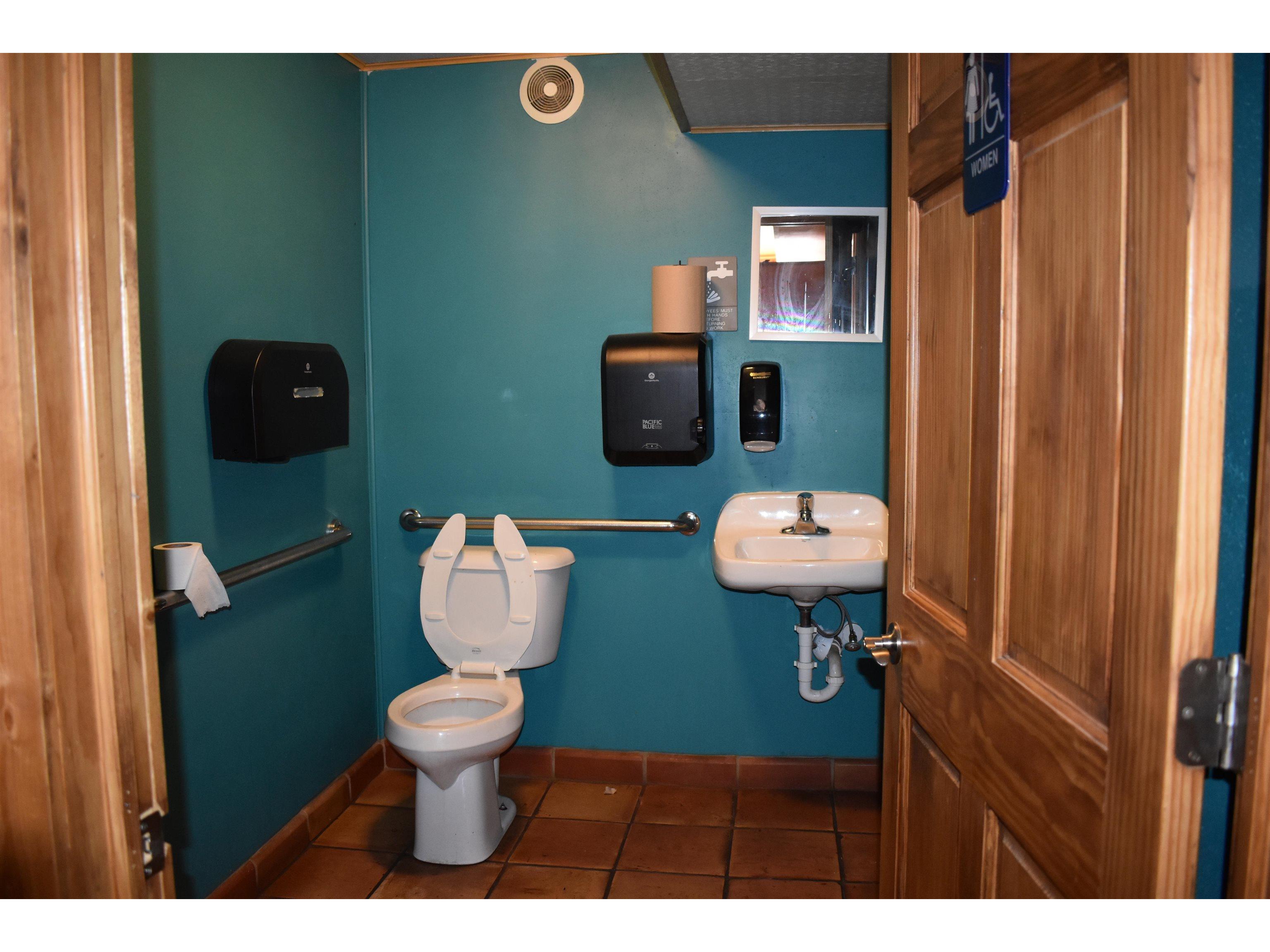 901 W Bayfield St Washburn WI 54891 6116486 image10