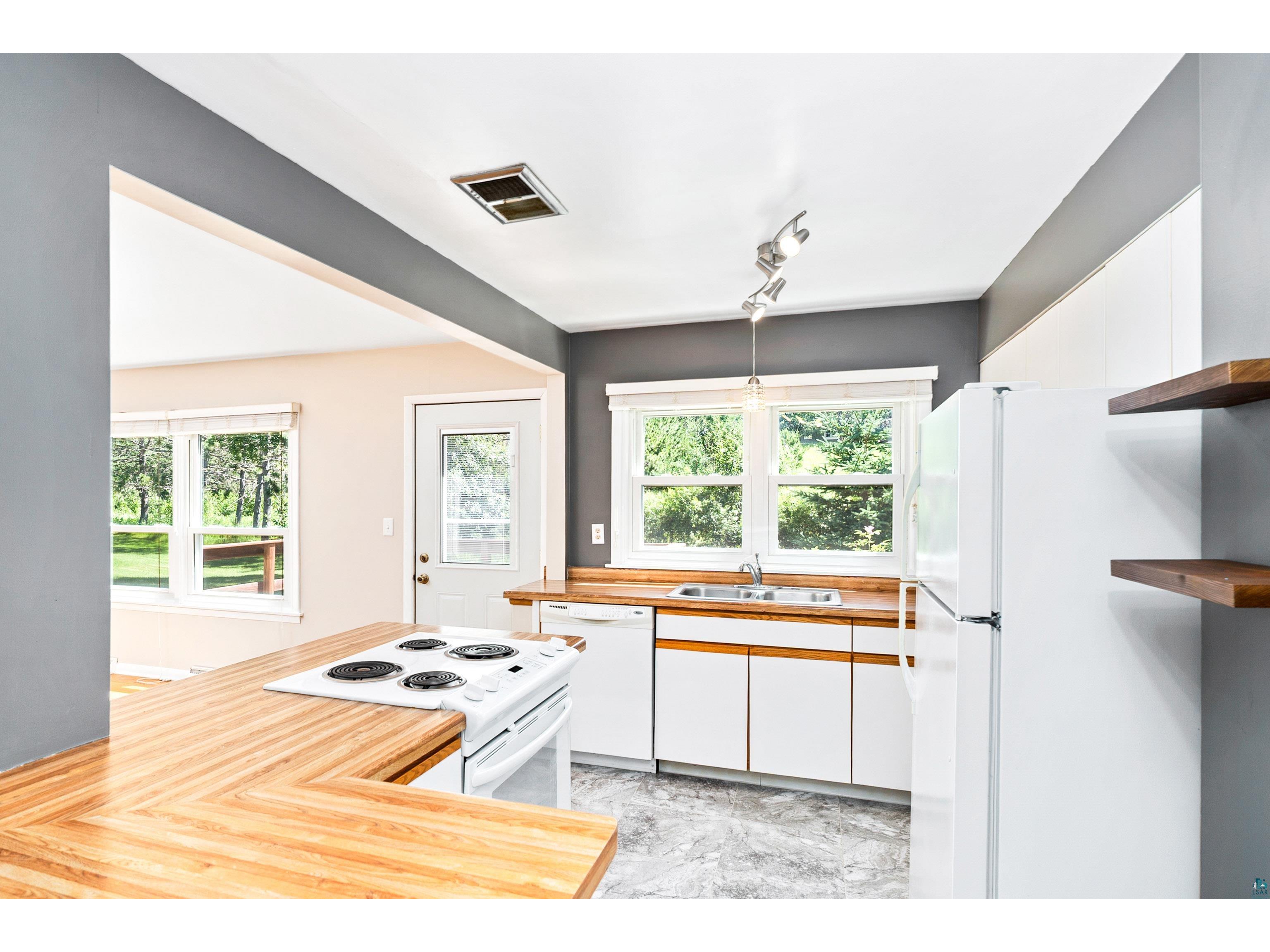 902 Madison Ave Duluth MN 55811 6126777 image11