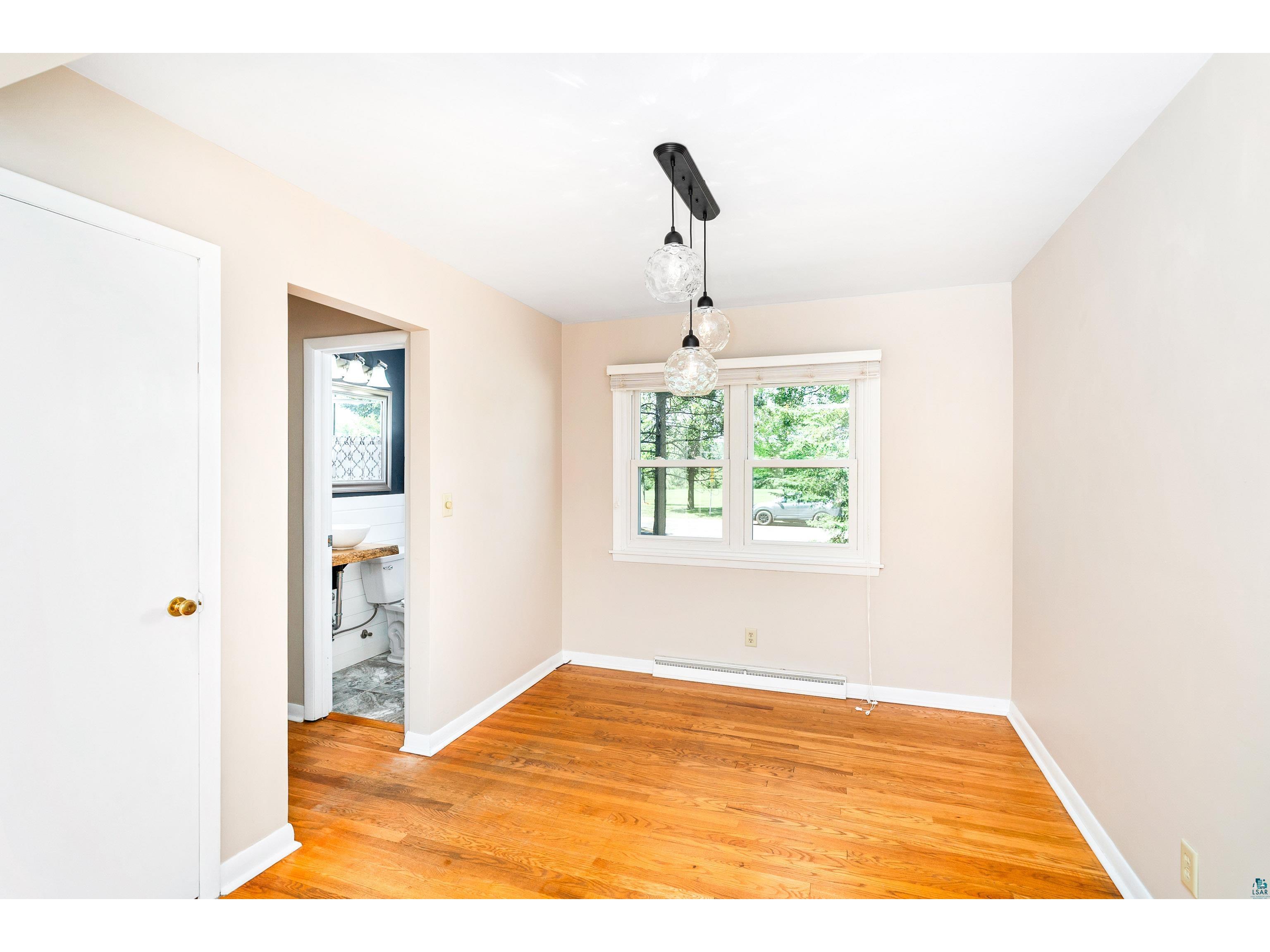 902 Madison Ave Duluth MN 55811 6126777 image17