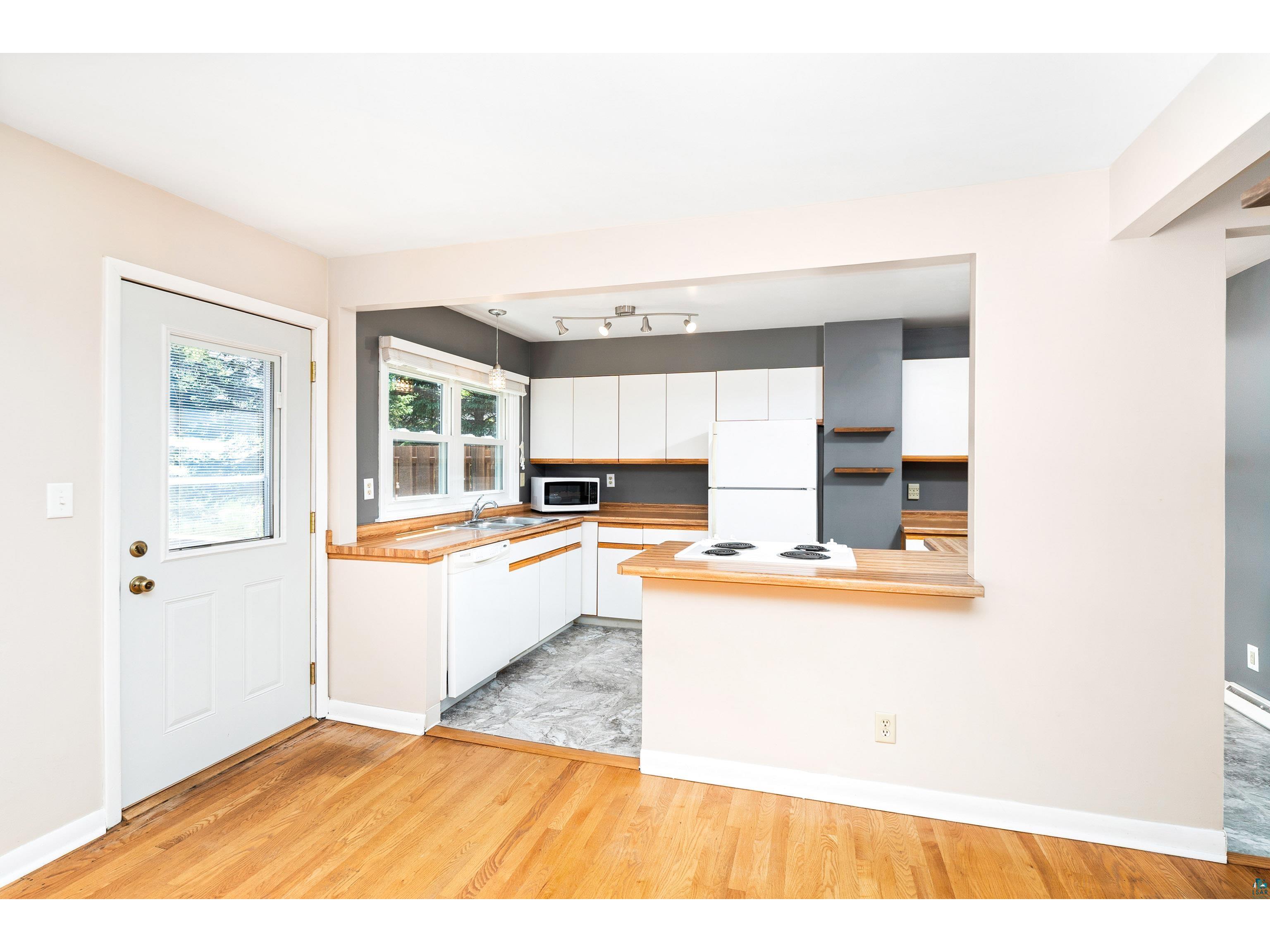 902 Madison Ave Duluth MN 55811 6126777 image7