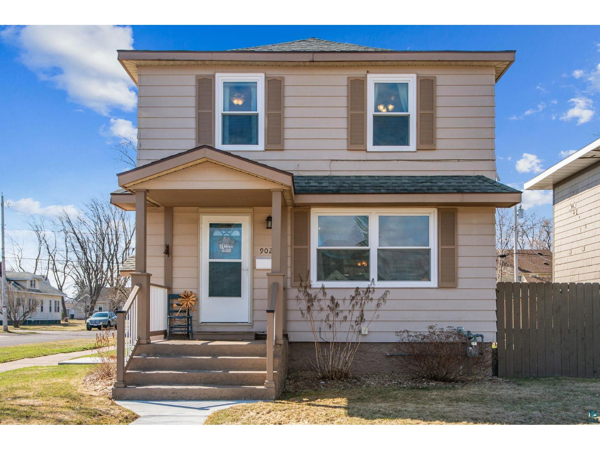 902 N 21st St Superior WI 54880 6113115 image1