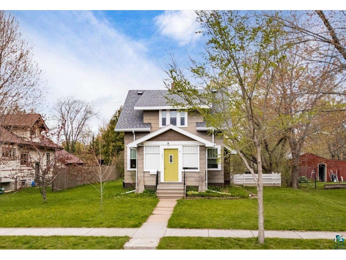 903 E 5th St Superior WI 54880 6125526 image1