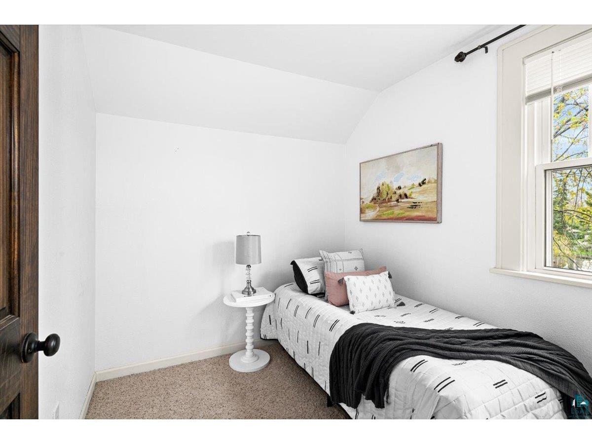 903 E 5th St Superior WI 54880 6125526 image24
