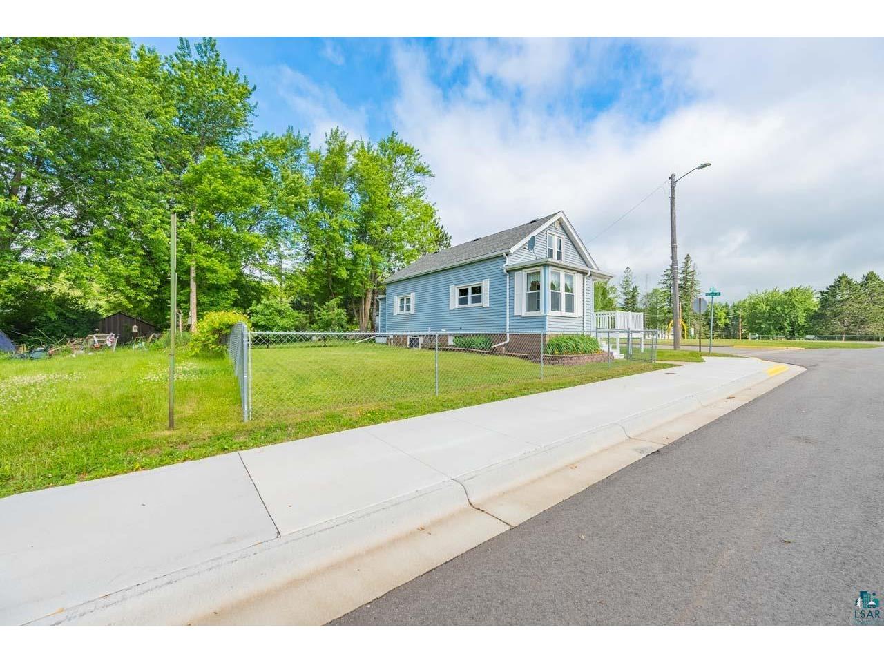 903 Gary St Calumet MN 55716 6126186 image36