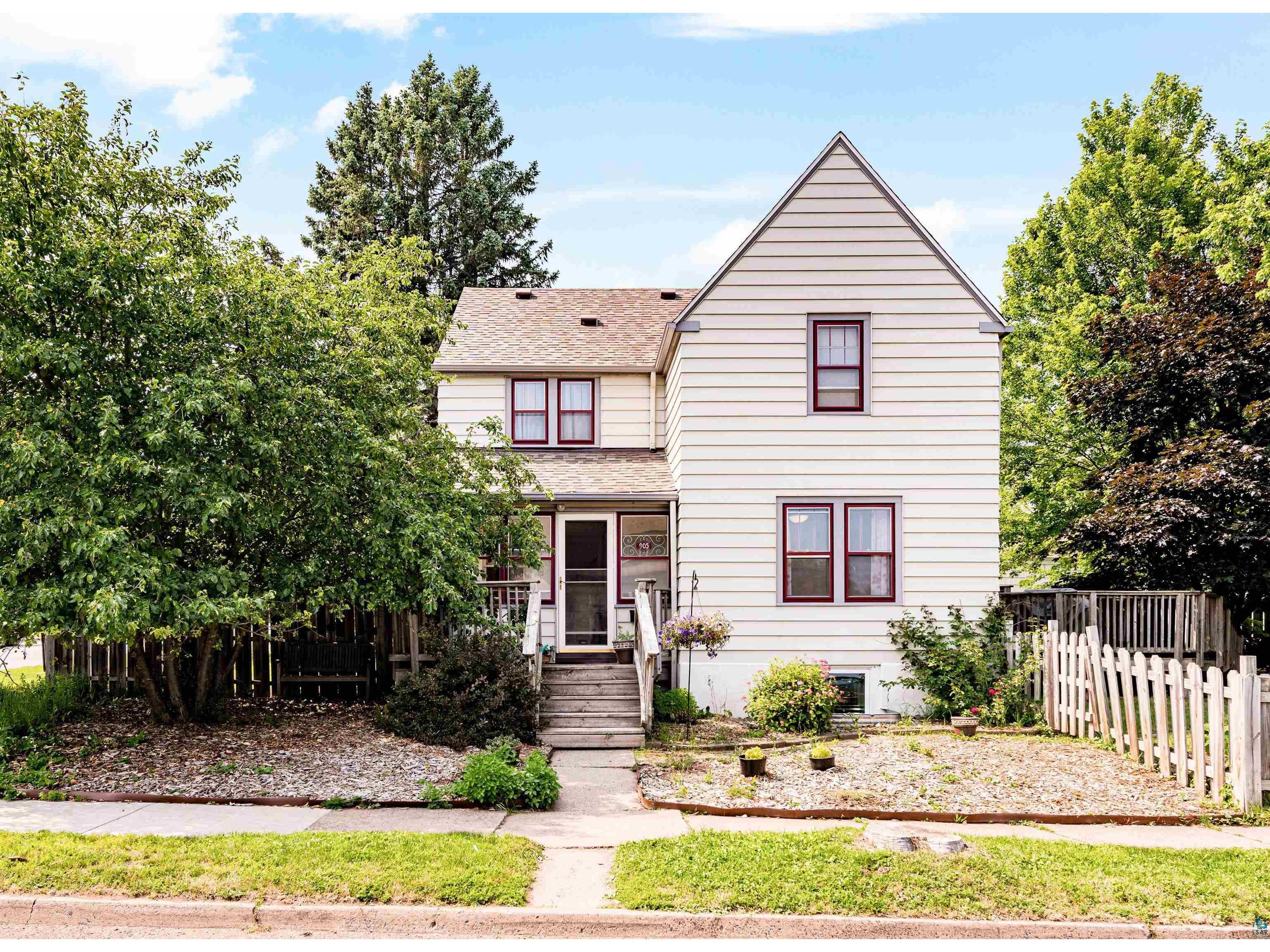 905 E 10th St Duluth MN 55805 6114872 image1