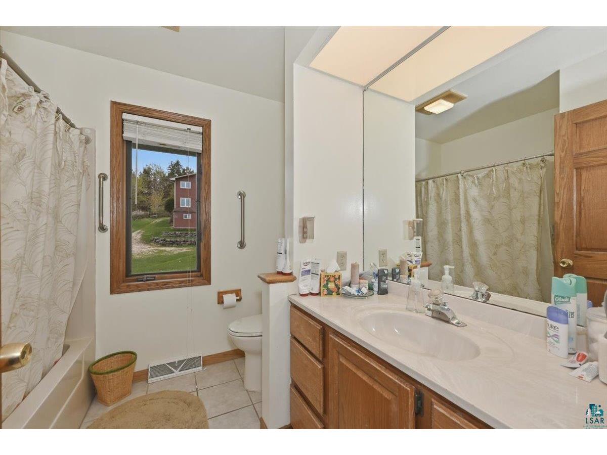 905 Mellwood Ave Duluth MN 55804 6125544 image23