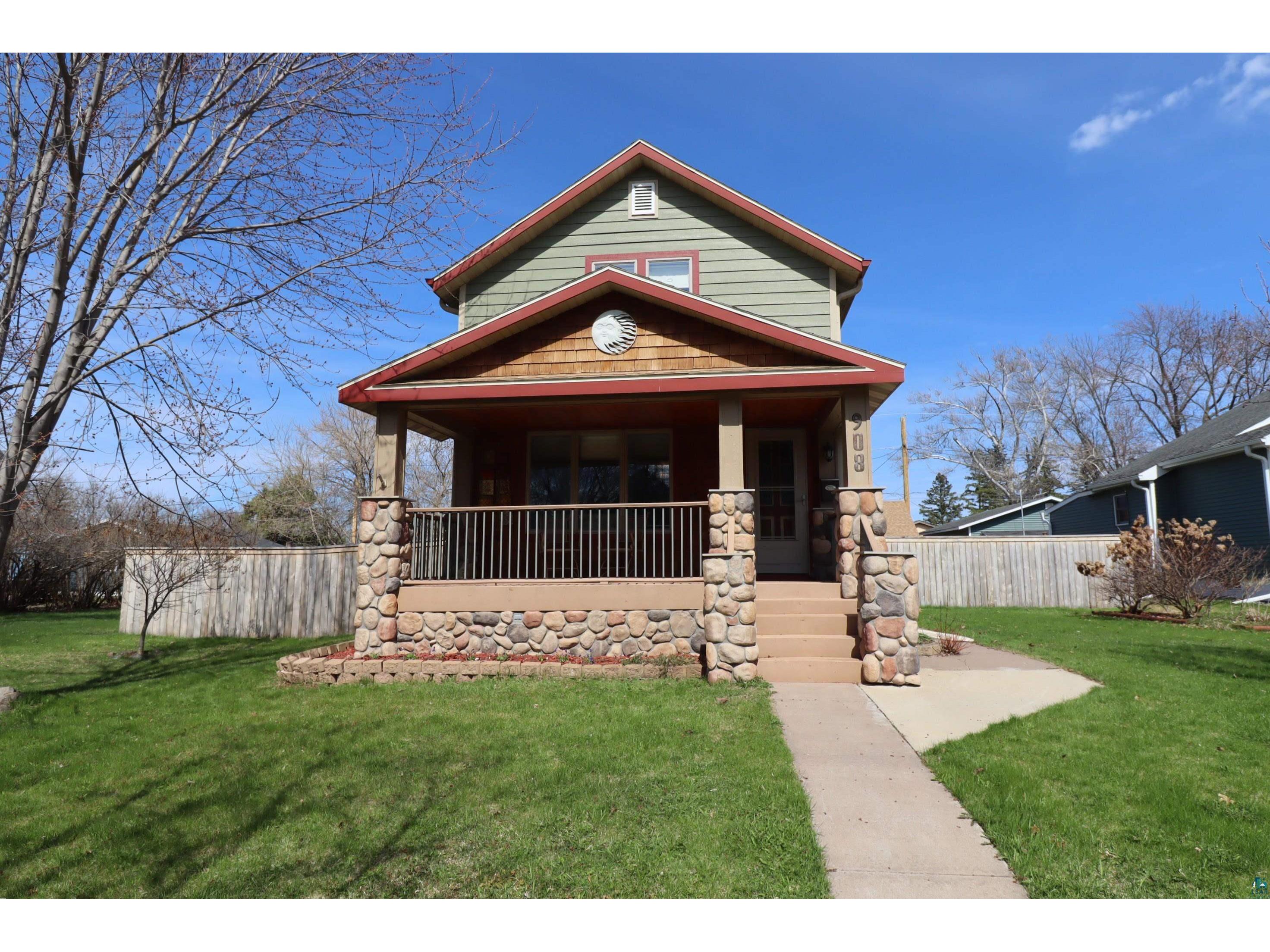 908 6th Ave W Ashland WI 54806 6124964 image1