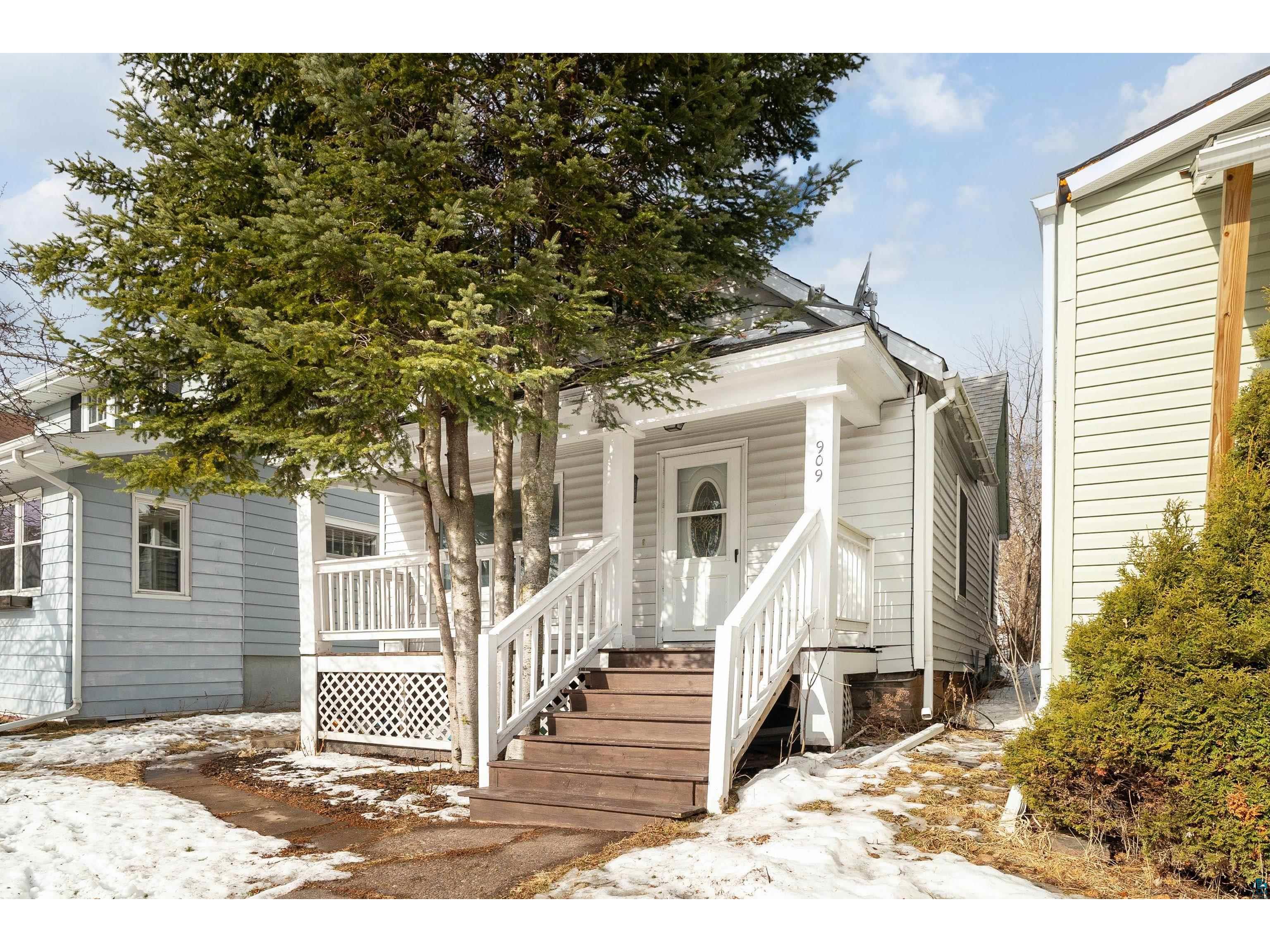 909 E 8th St Duluth MN 55805 6117946 image1