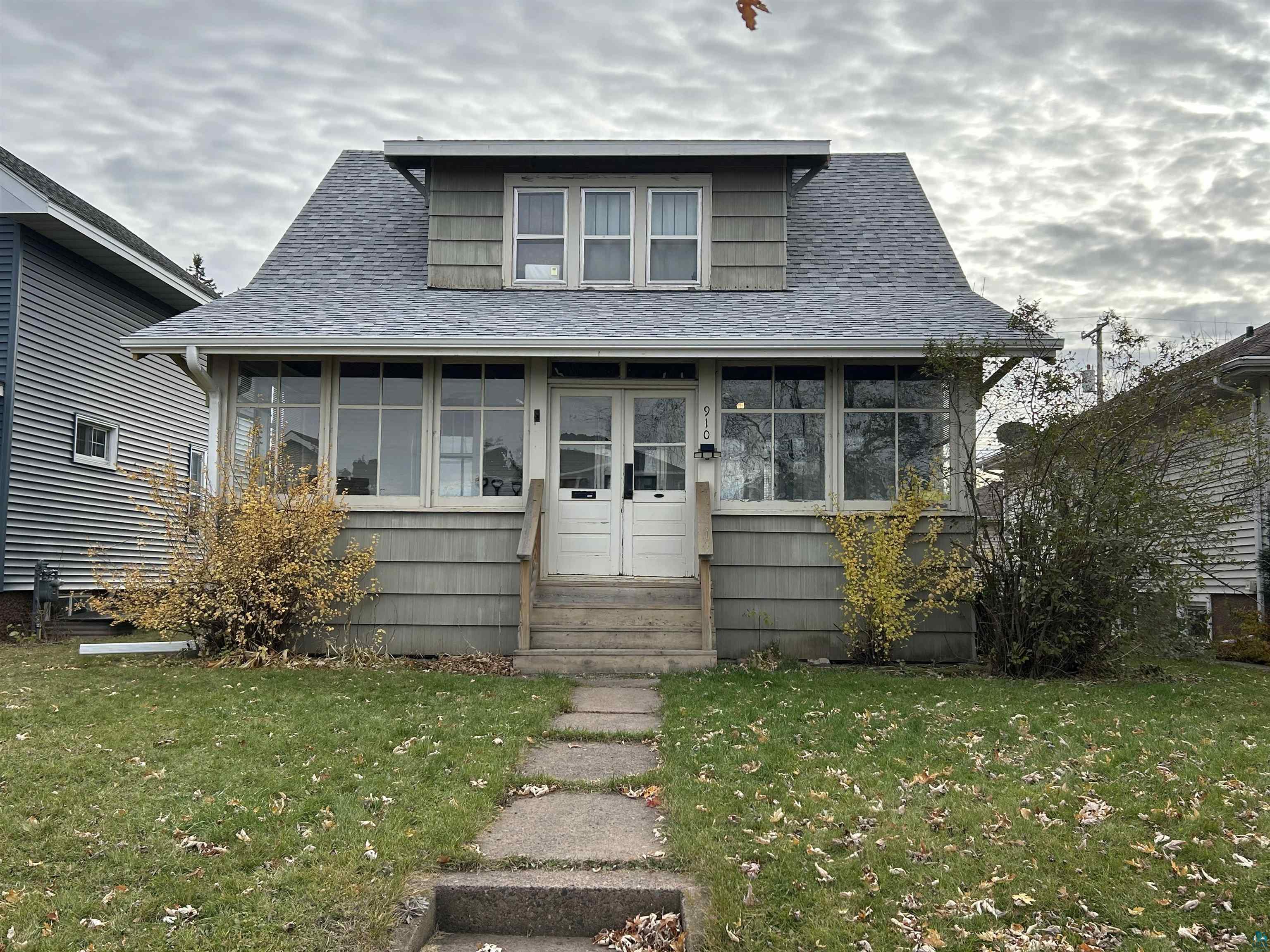 910 N 20th St Superior WI 54880 6122969 image1
