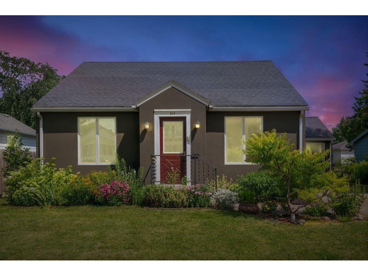 914 2nd Ave W Ashland WI 54806 6121202 image1