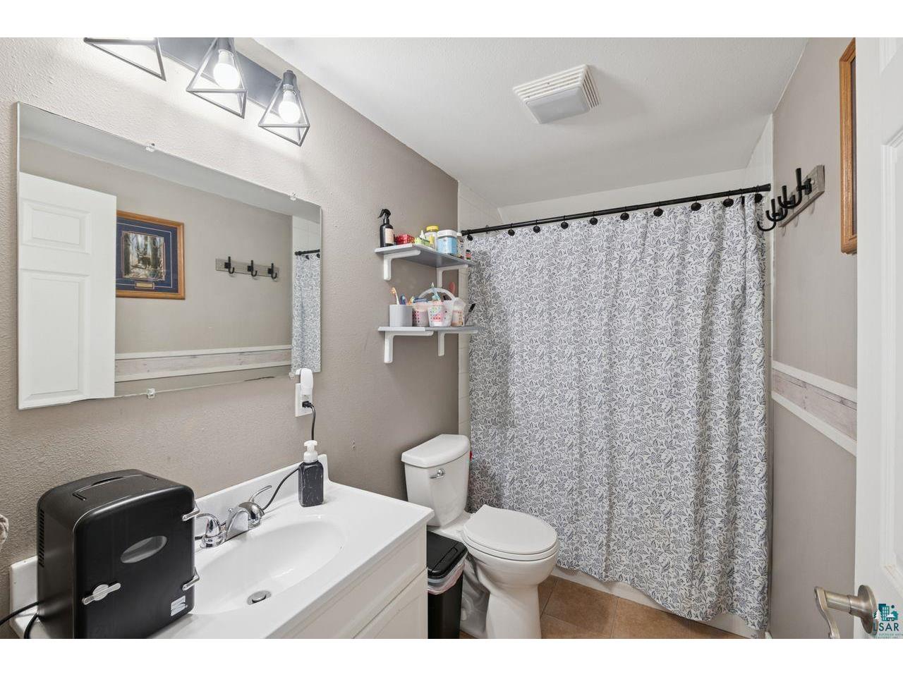 915 11th Ave W Ashland WI 54806 6123543 image15