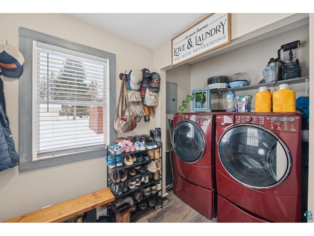 915 11th Ave W Ashland WI 54806 6123543 image18