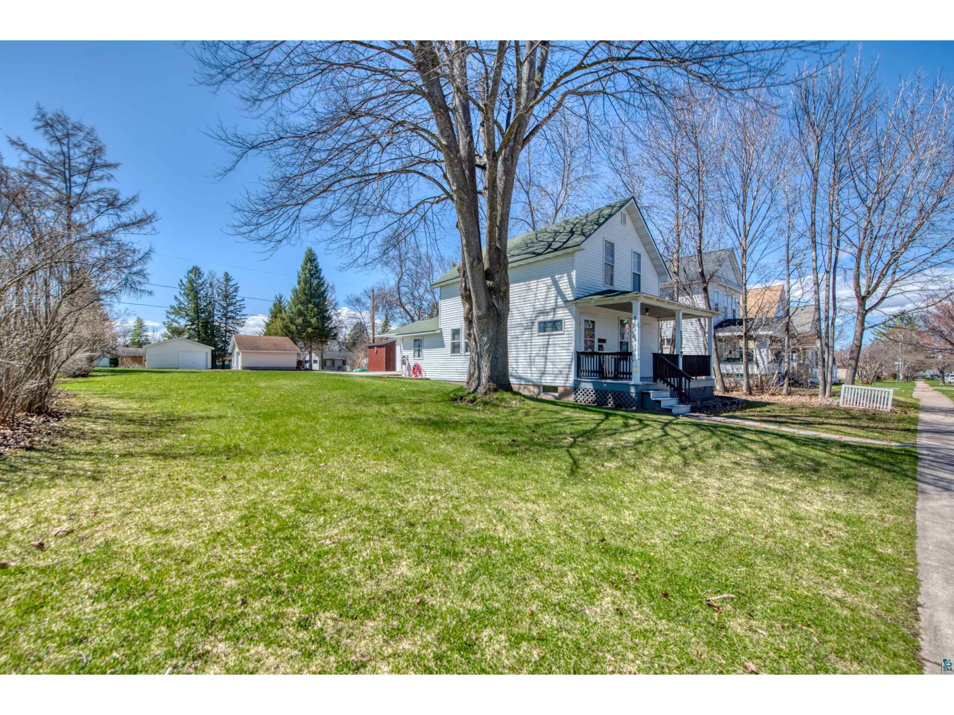 915 11th Ave W Ashland WI 54806 6123543 image20