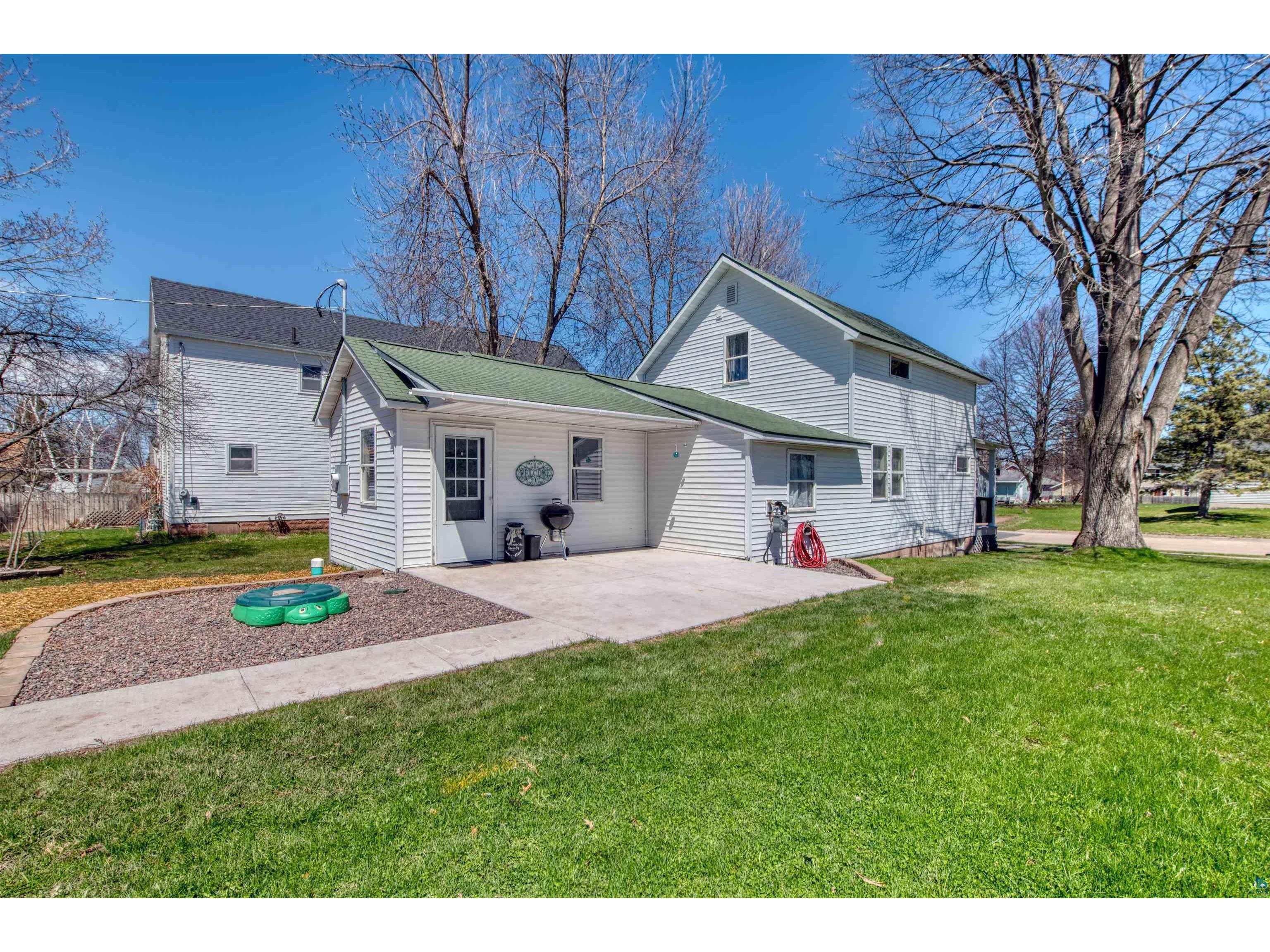 915 11th Ave W Ashland WI 54806 6123543 image21
