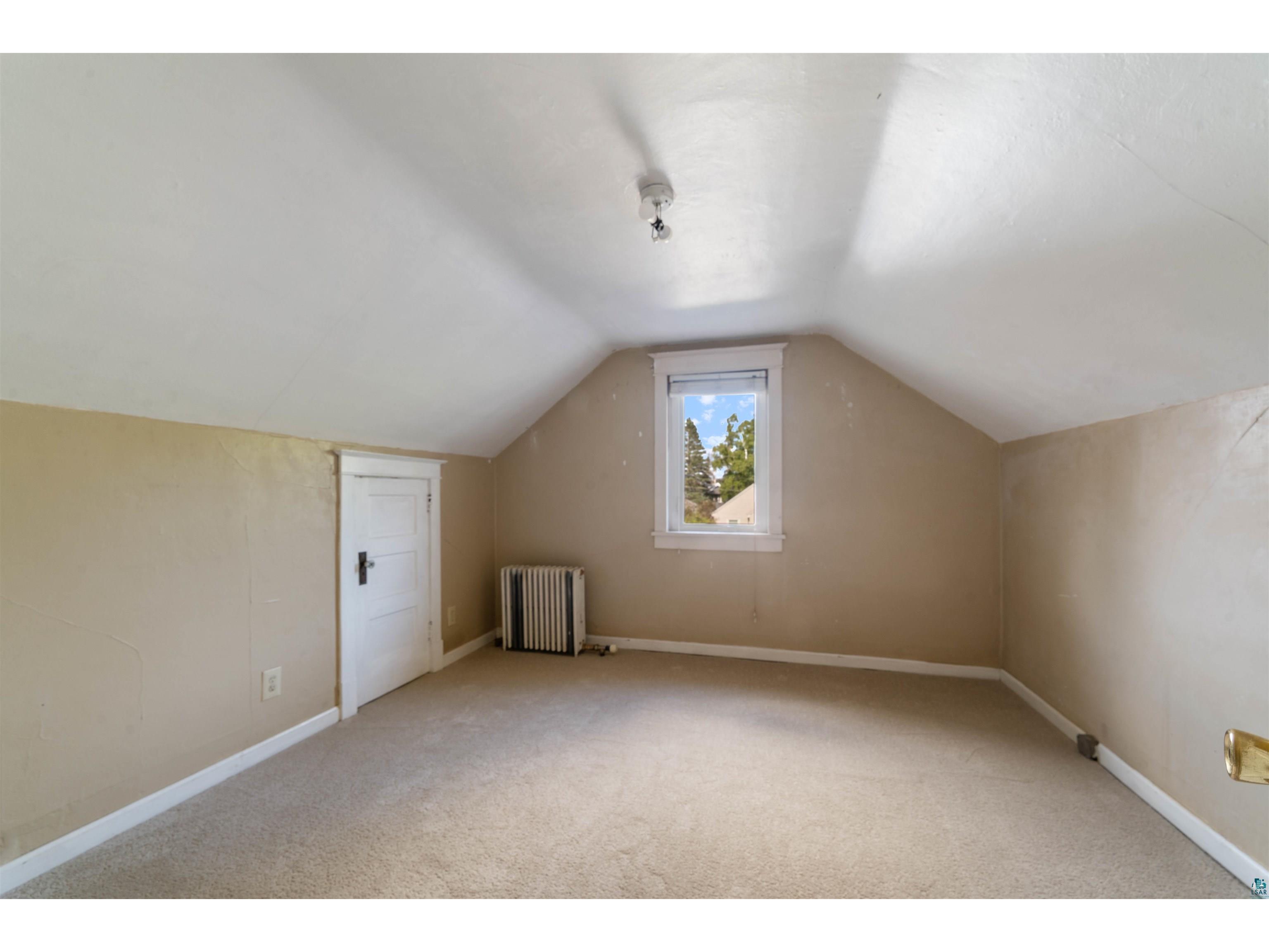 915 Grandview Ave Duluth MN 55812 6124089 image23