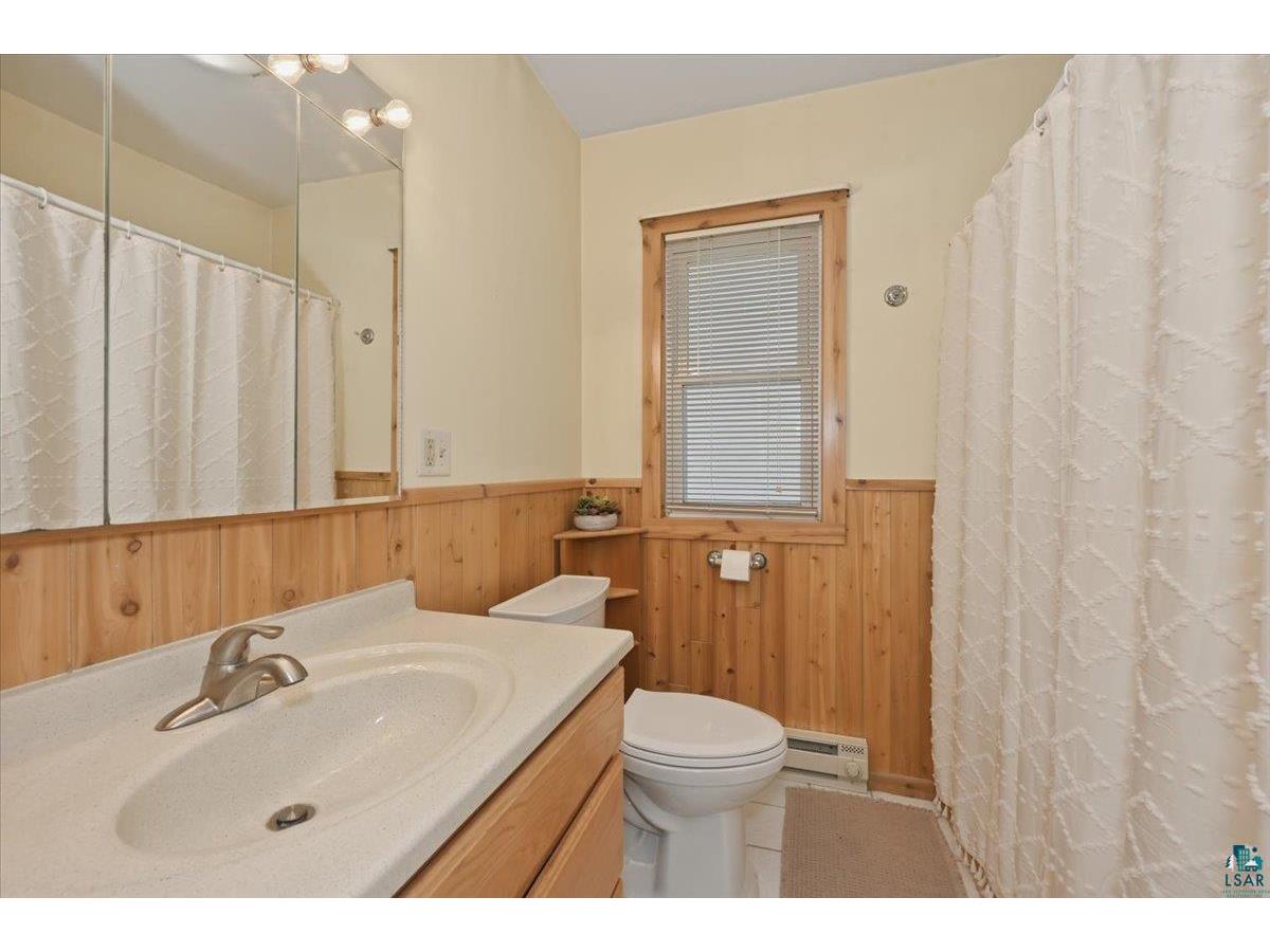 915 N 22nd St Superior WI 54880 6126135 image11
