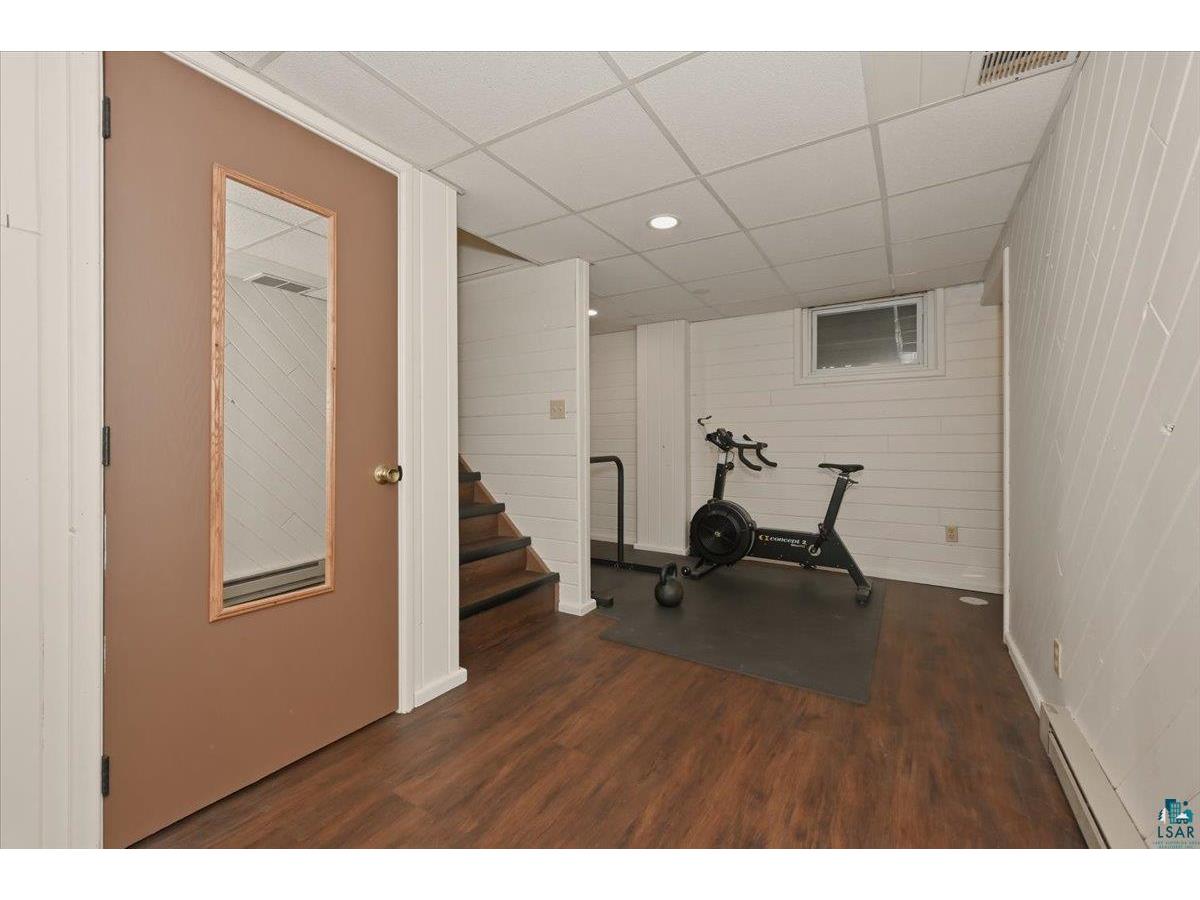 915 N 22nd St Superior WI 54880 6126135 image14