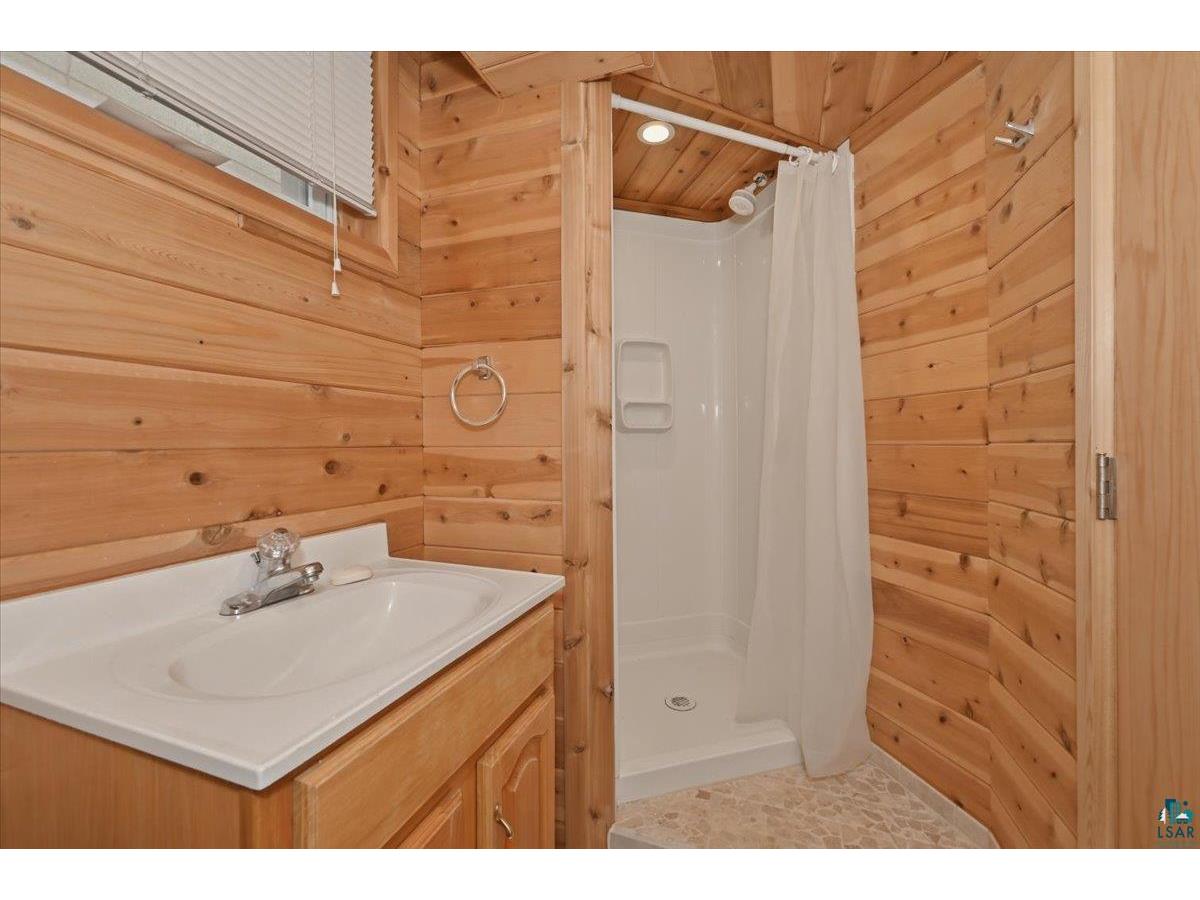 915 N 22nd St Superior WI 54880 6126135 image16