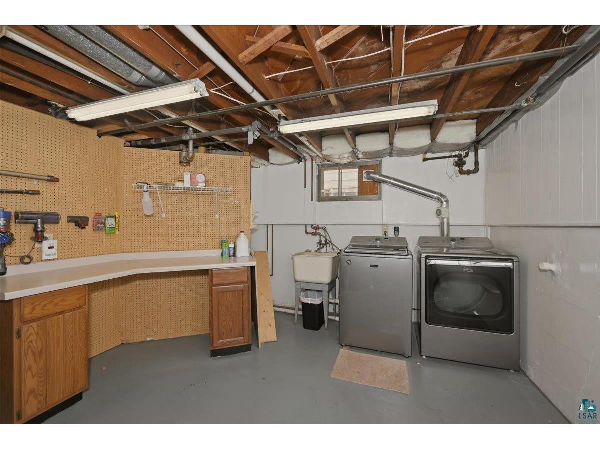 915 N 22nd St Superior WI 54880 6126135 image17