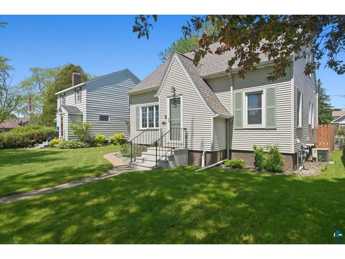 915 N 22nd St Superior WI 54880 6126135 image24