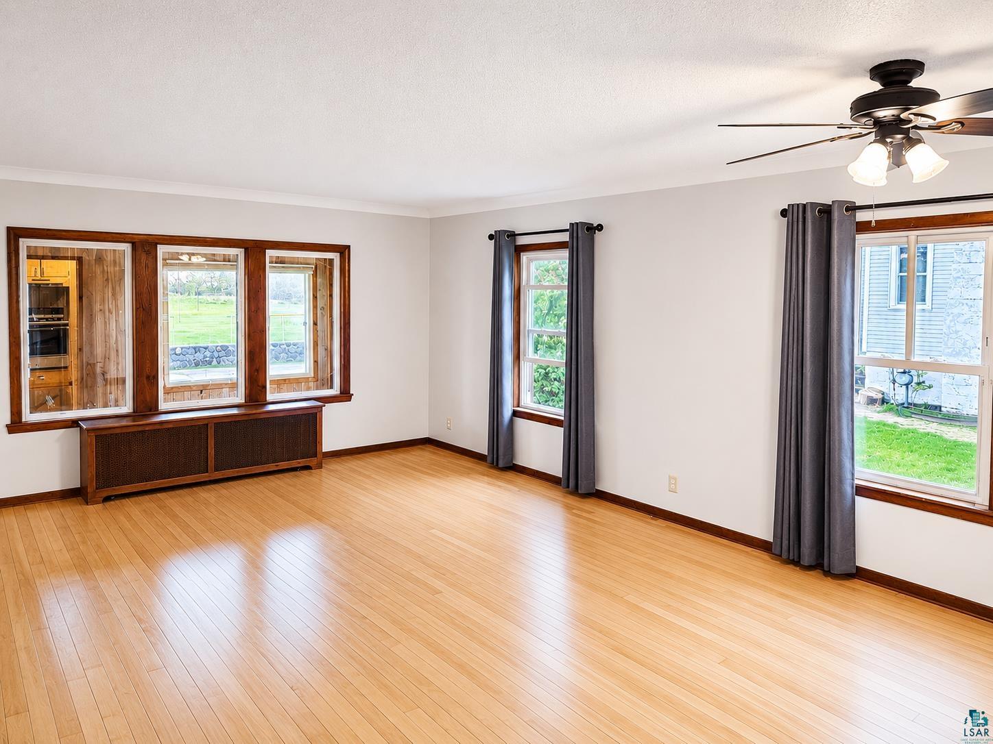 915 W 3rd St Duluth MN 55806 6125807 image2