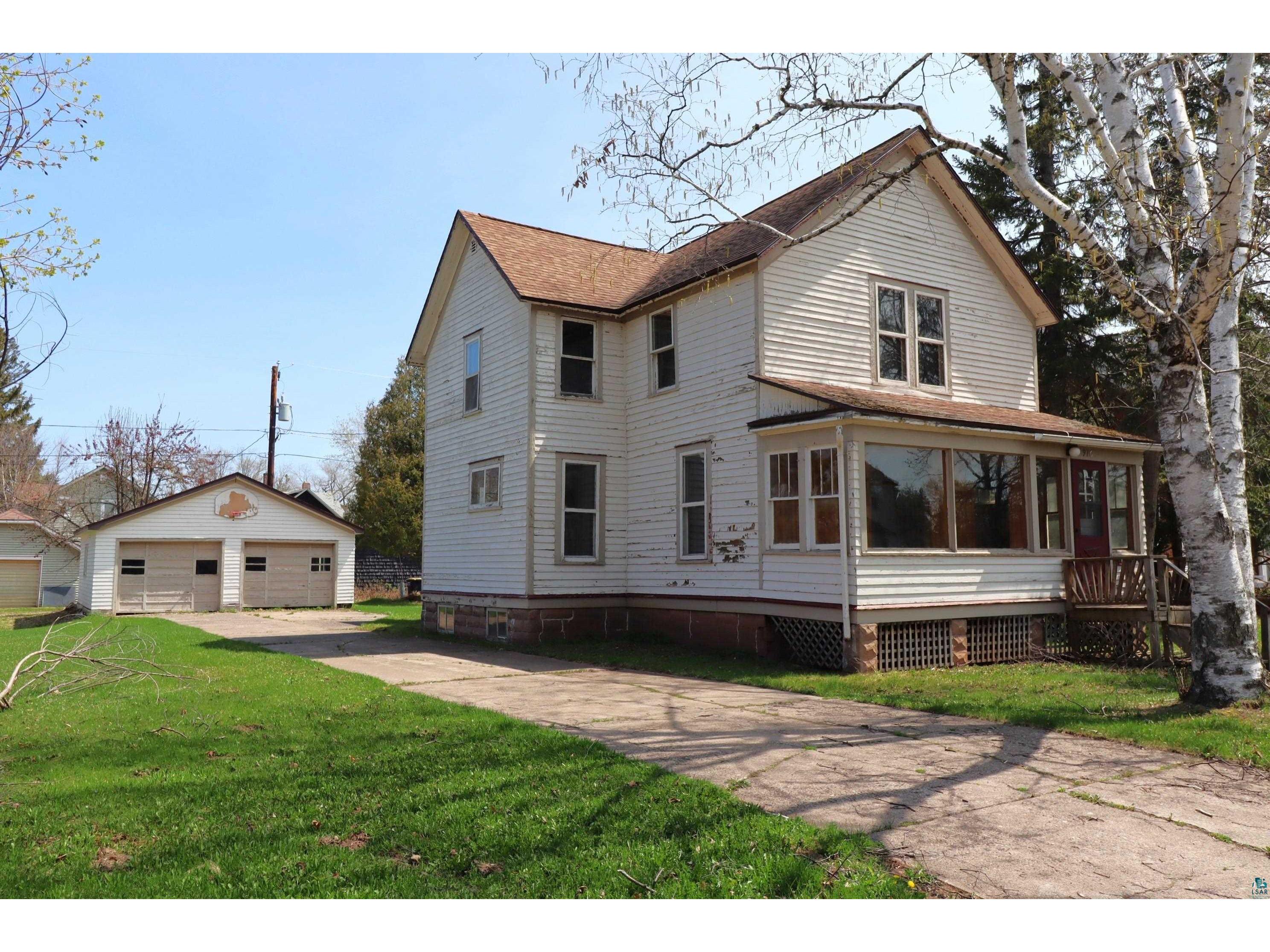 916 Chapple Ave Ashland WI 54806 6107145 image1