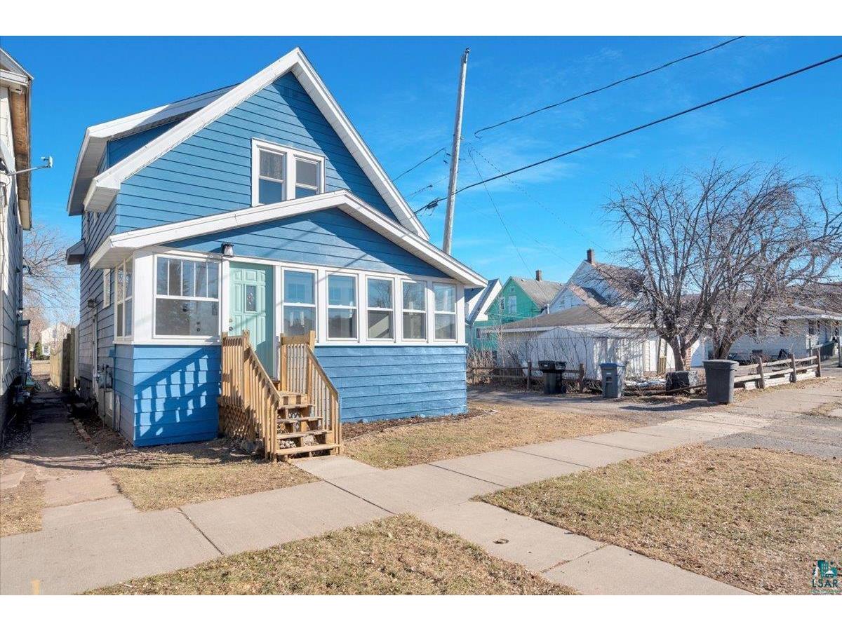 916 Weeks Ave Superior WI 54880 6112360 image1